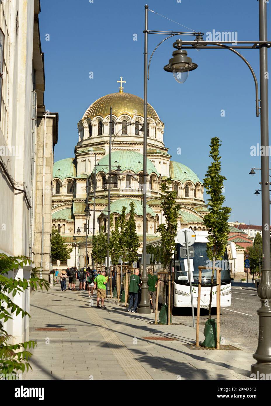 Tourismus Bulgarien Touristen in der Alexander Newski Orthodoxen Kathedrale in Sofia Bulgarien, Osteuropa, Balkan, EU Stockfoto
