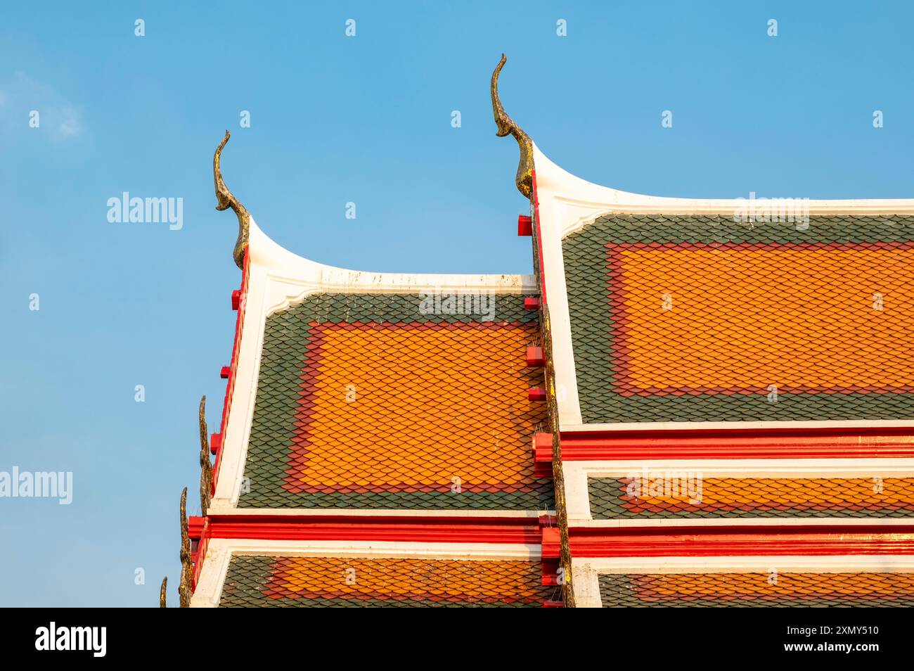 Architektonische Details - Dach, Wat Pho Complex, Bangkok, Thailand Stockfoto