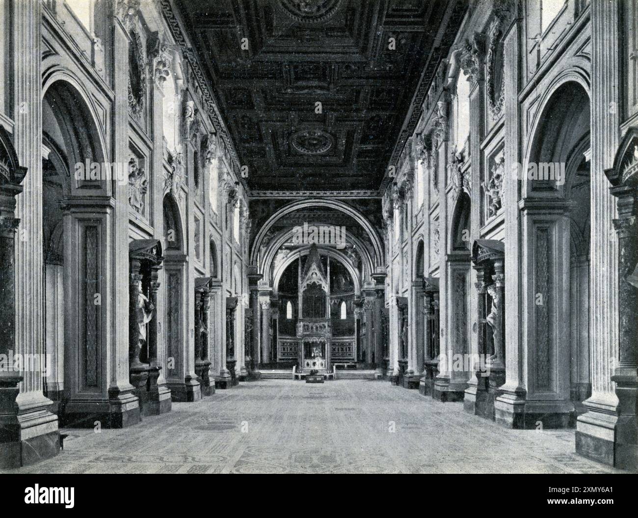 Rom, Italien - Basilika di S. Giovanni in Laterano (innen) Stockfoto