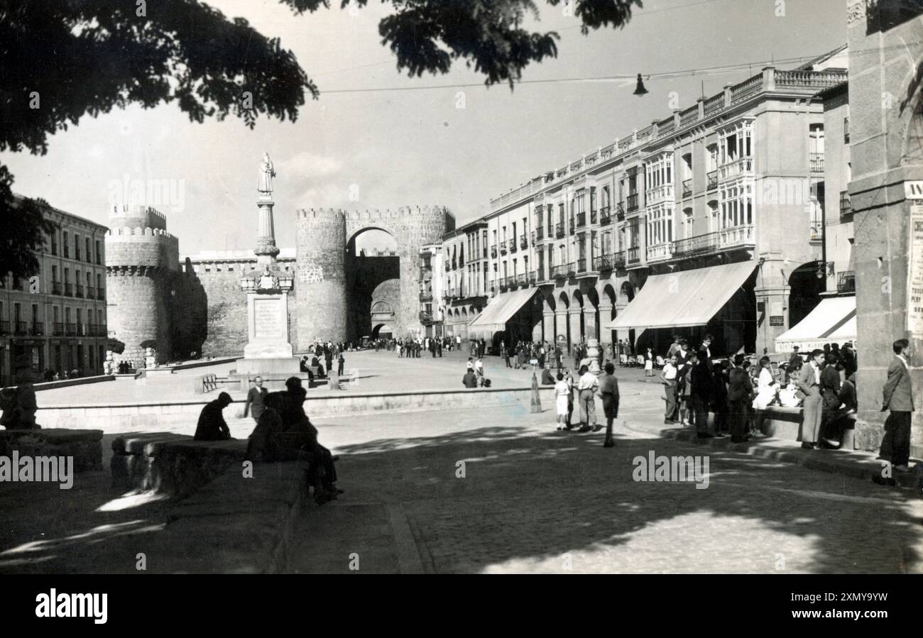 Avila, Spanien - Plaza de Santa Teresa de Jesus Stockfoto