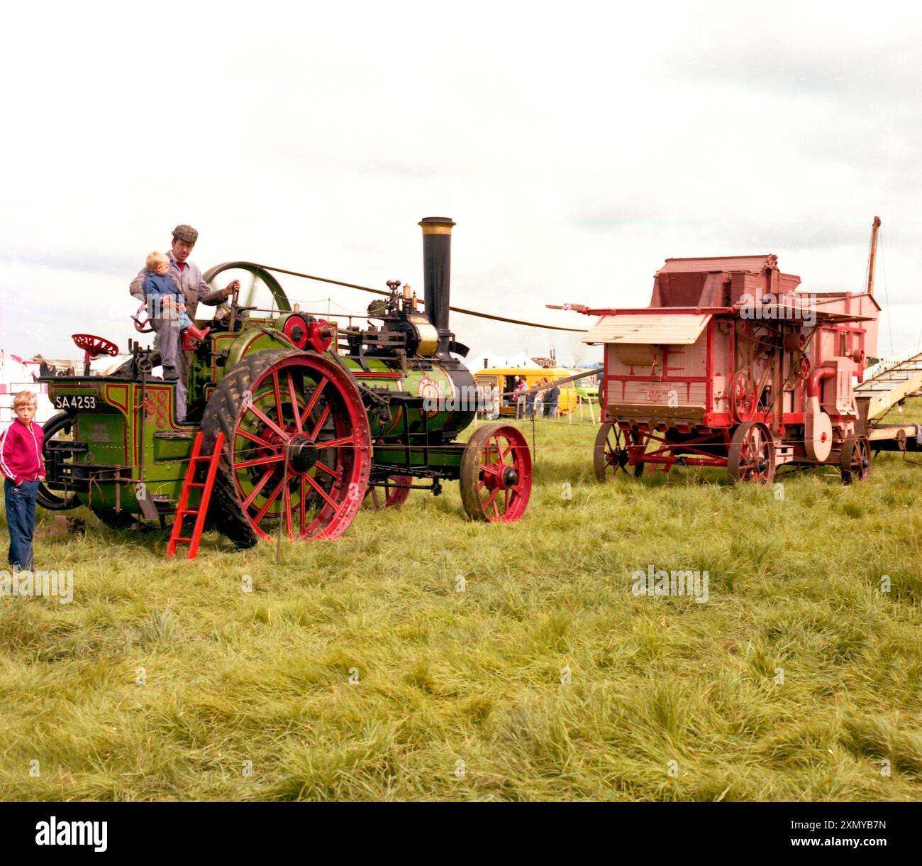 Ransomes Sims & Jefferies Motor und Dreschmaschine Stockfoto