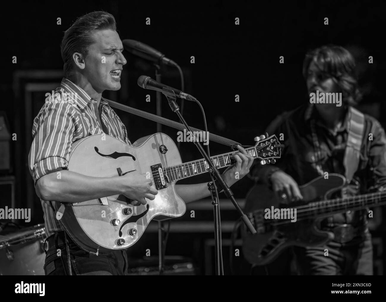 St. Augustine, USA. 04. NOVEMBER 2022. Brandon Coleman von den Red Clay Strays spielt vor einem Live-Publikum im St. Augustine Amphitheater. Quelle: Bill Ragan/Alamy Live News Stockfoto