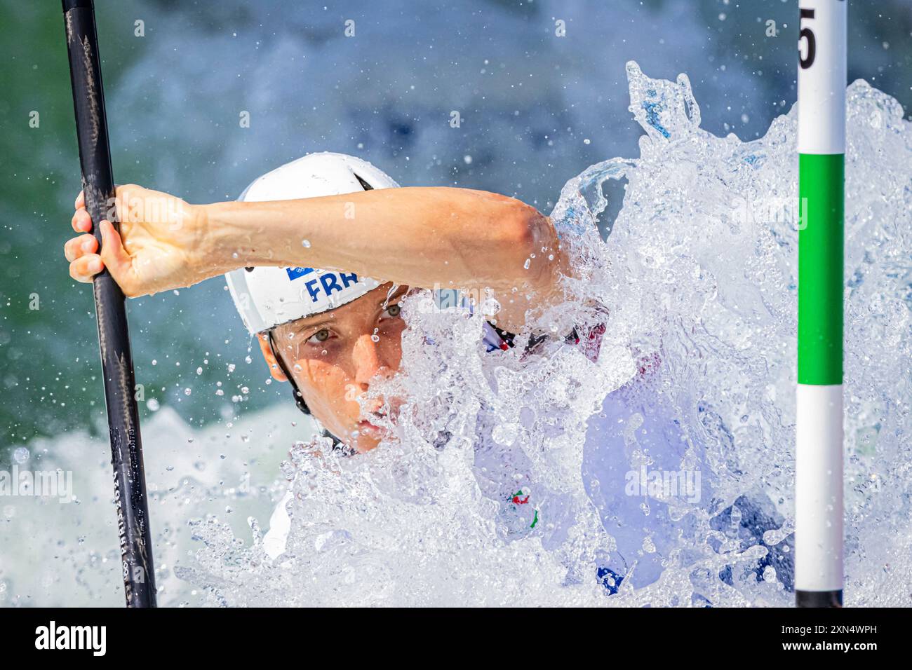 Paris, Frankreich. 30. Juli 2024. Olympische Spiele, 1. Klasse C1 und K1 Wildwasser-Kanufahrten in Vaires Sur Marne. © ABEL F. ROS Stockfoto