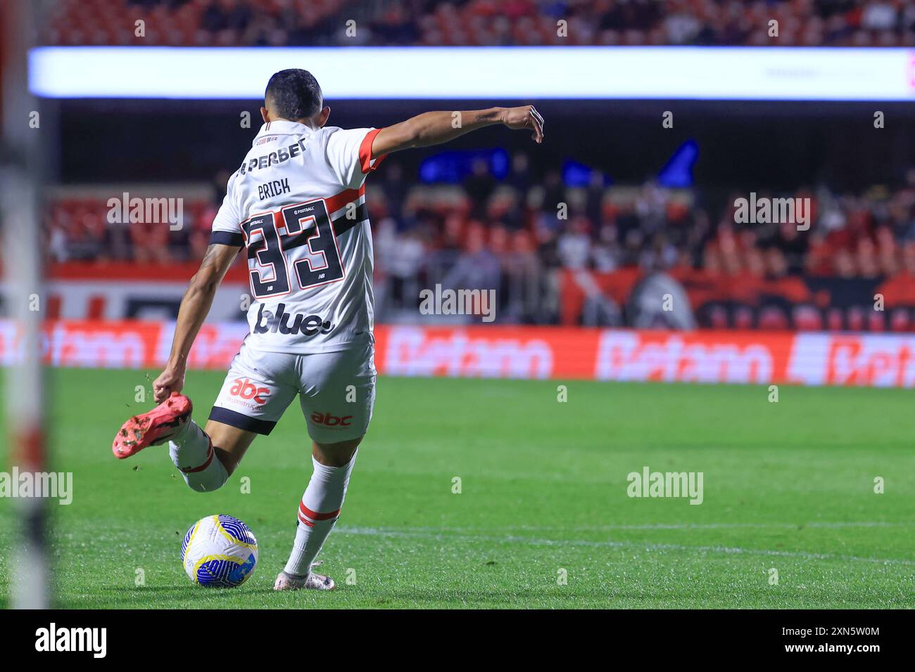 Sao Paulo, Brasilien. 30. Juli 2024. SP - SAO PAULO - 07/30/2024 - COPA DO BRASIL 2024, SAO PAULO x GOIAS - Erick, ein Sao Paulo Spieler während eines Spiels gegen Goias im Morumbi Stadion für die Copa do Brasil 2024 Meisterschaft. Quelle: AGIF/Alamy Live News Stockfoto