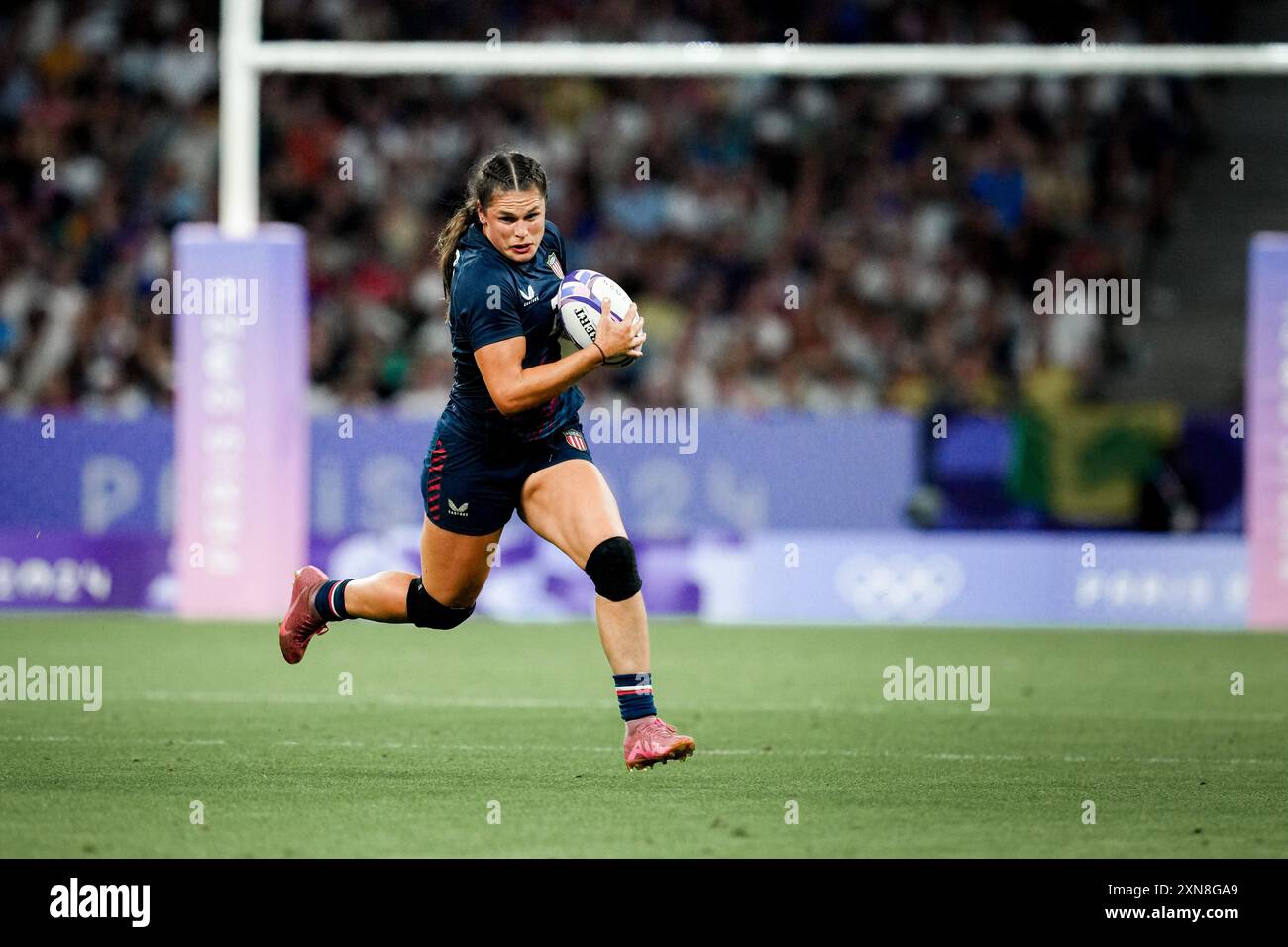 Saint Denis, Frankreich. 30. Juli 2024. Ilona Maher aus den USA während des Sieben Rugby der Frauen, Tag 3 - Olympischen Spiele 2024 in Paris am 30. Juli 2024 in Saint Denis, Frankreich. Foto: Julien Poupart/ABACAPRESS. COM Credit: Abaca Press/Alamy Live News Stockfoto