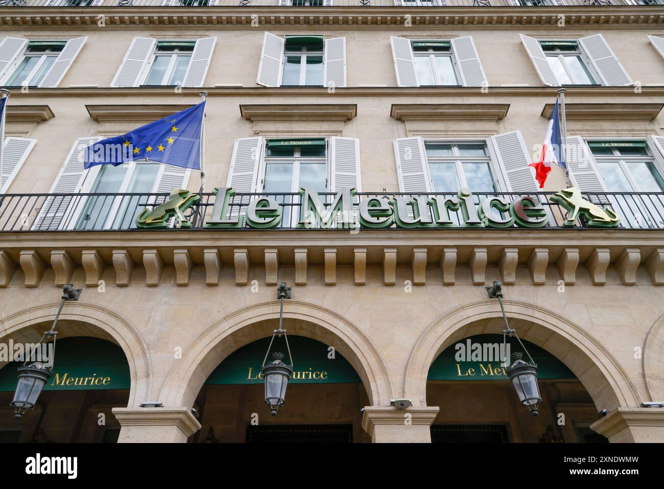 GENIESSEN SIE DIE OLYMPISCHEN SPIELE IN PARIS Stockfoto