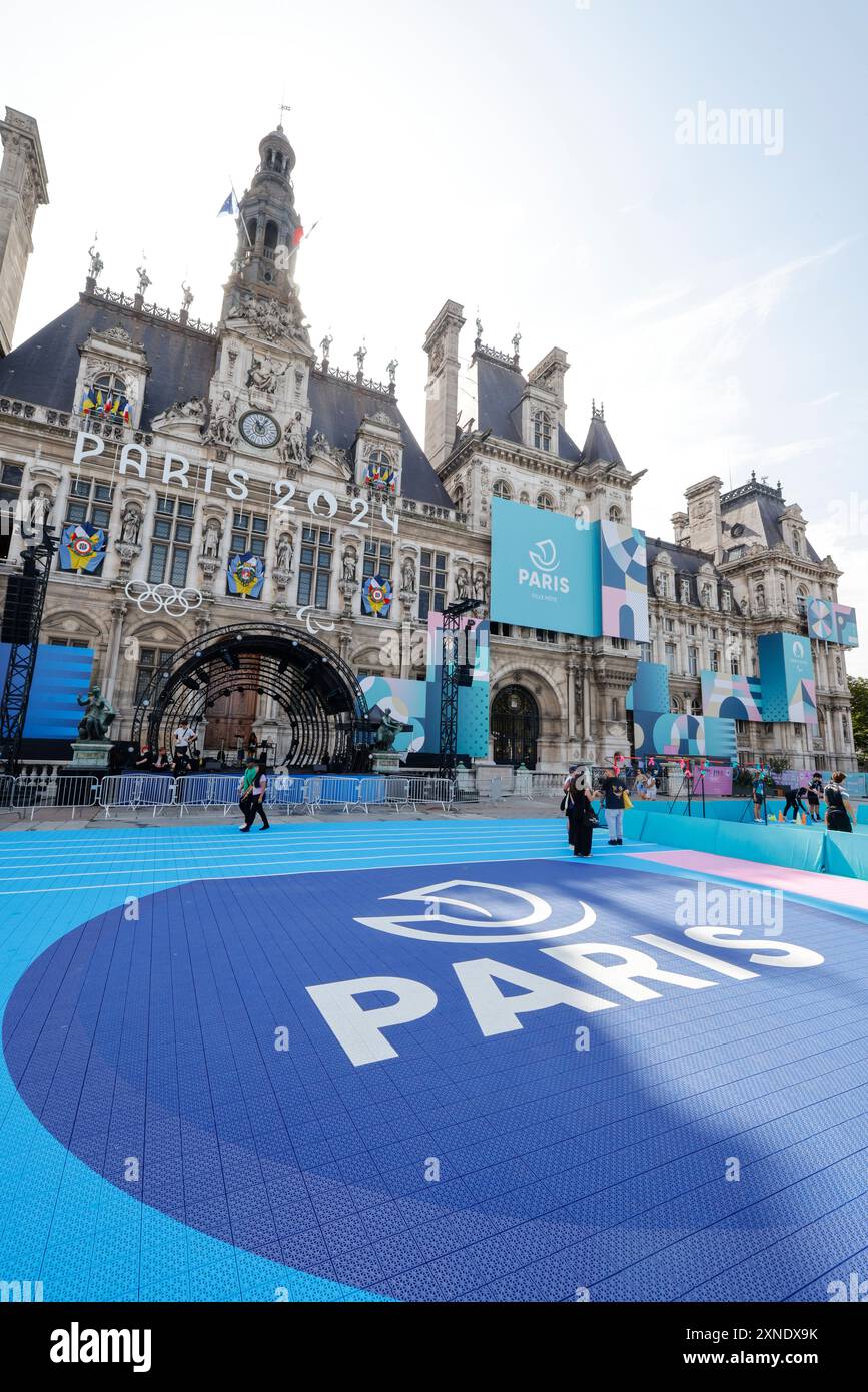 GENIESSEN SIE DIE OLYMPISCHEN SPIELE IN PARIS Stockfoto