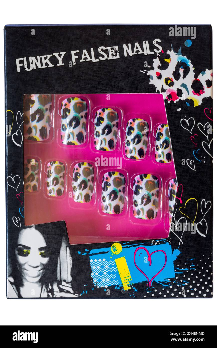 Pack Funky False Nails isoliert auf weißem Hintergrund Stockfoto
