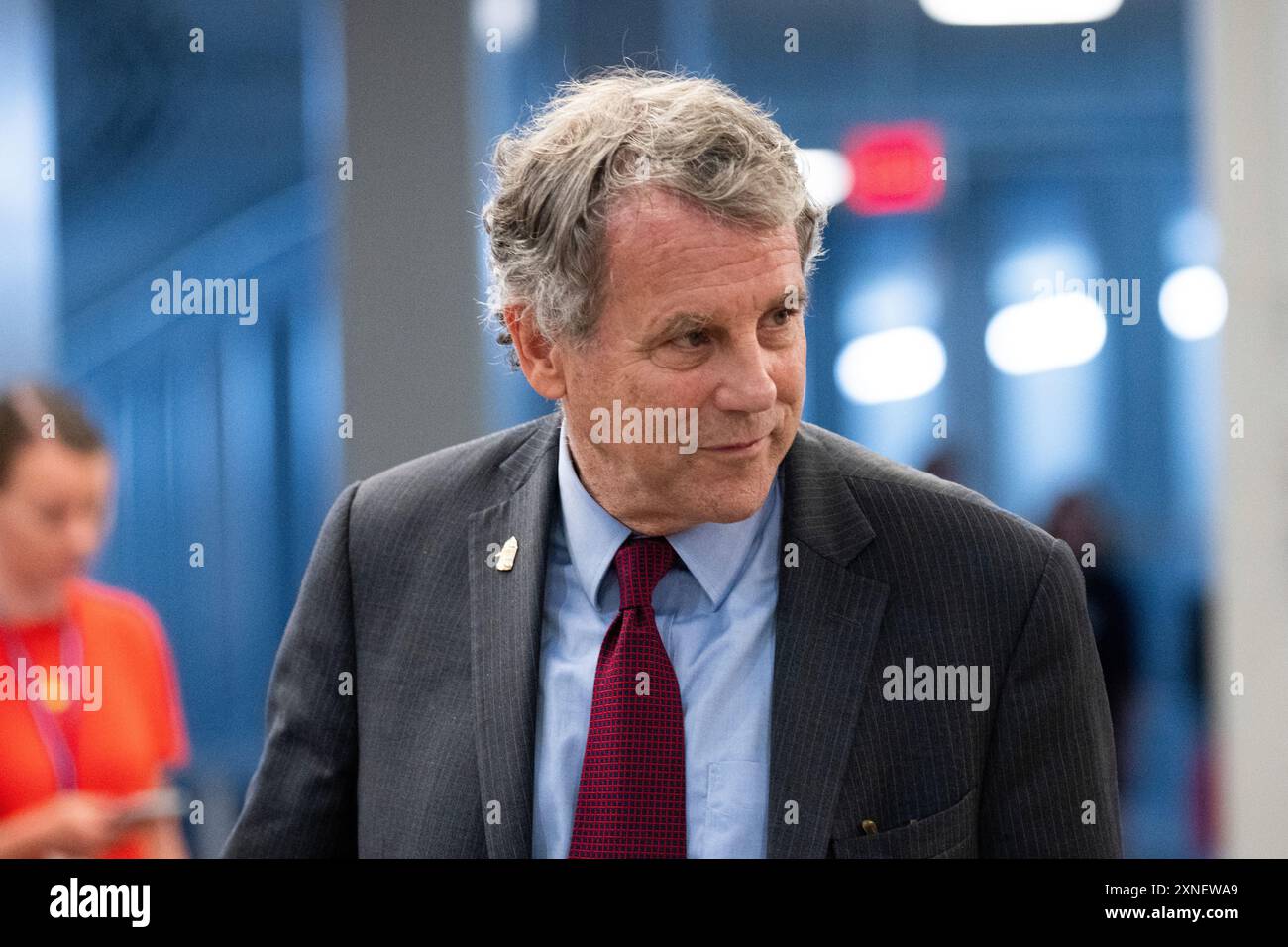 UNITED STATES - JULY 31: Sen. Sherrod Brown, D-Ohio, arrives in the Capitol for a vote on Wednesday, July 31, 2024. (Bill Clark/CQ Roll Call via AP Images) Stockfoto