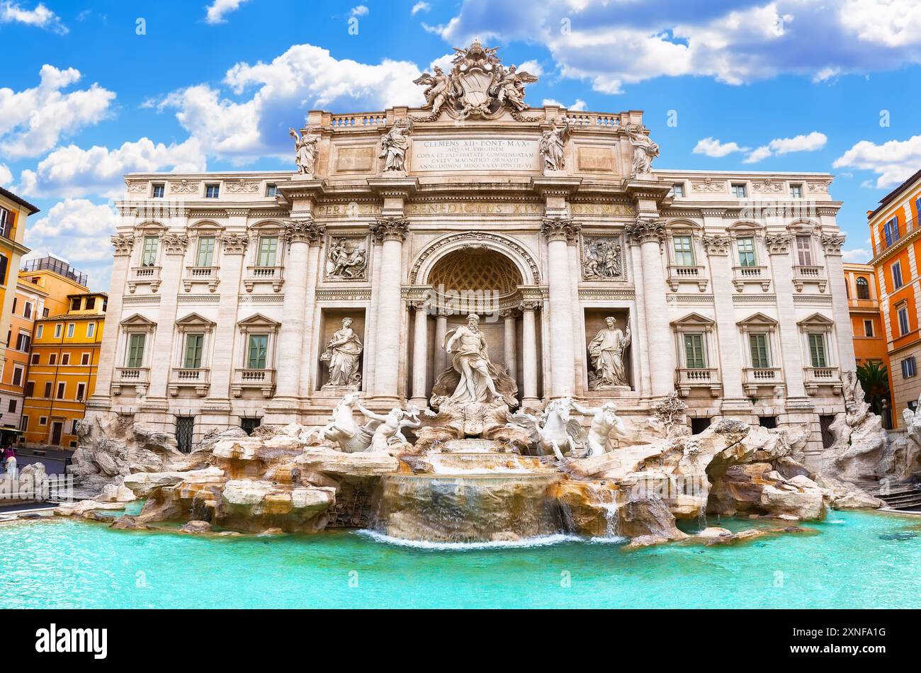 Fantastischer Blick auf den Trevi-Brunnen in Rom. Trevibrunnen oder Fontana di Trevi. Stockfoto