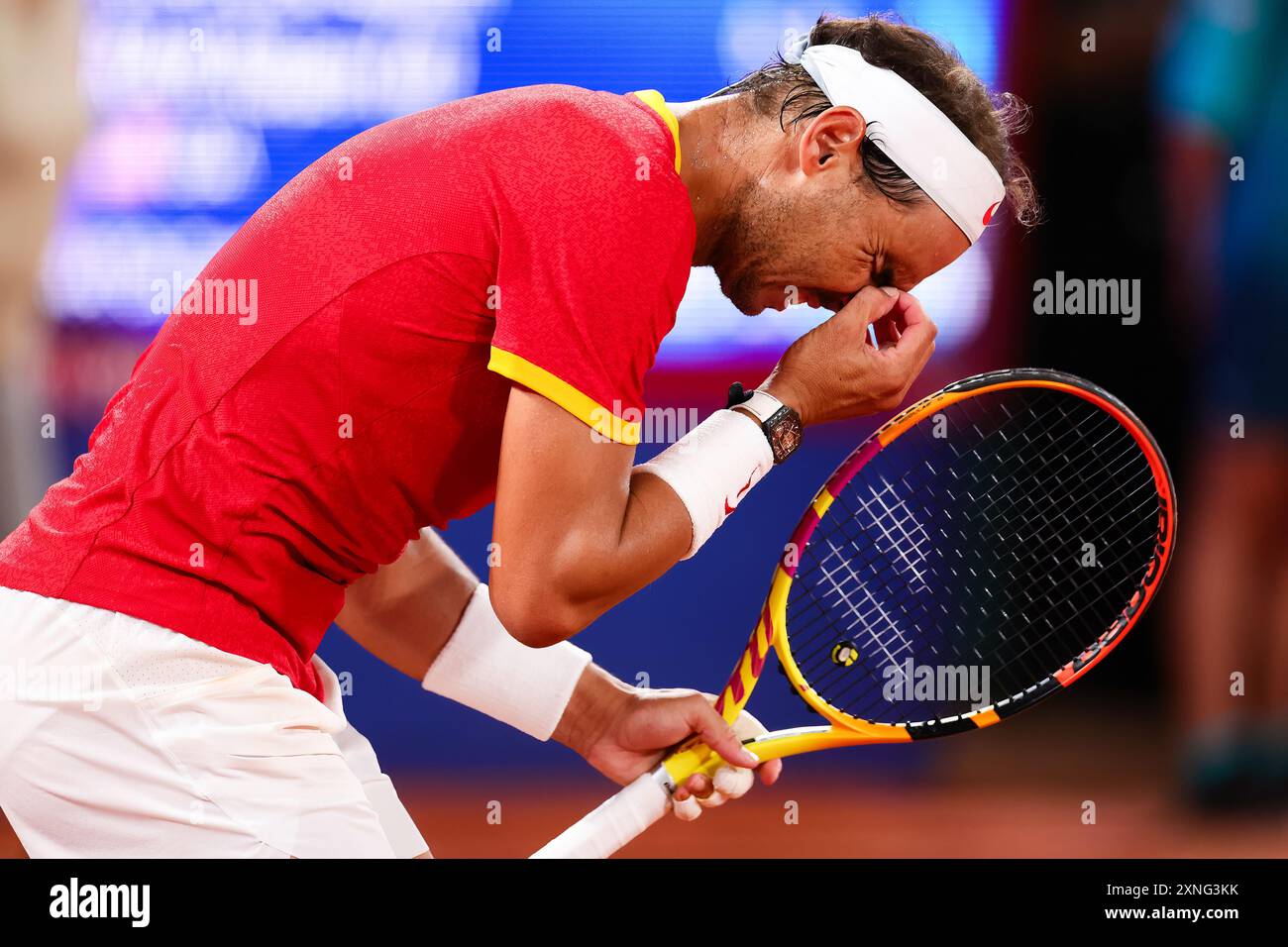 Paris, Frankreich, 31. Juli 2024. Rafael Nadal (Spanien MenÕs) reagierte bei den Olympischen Spielen 2024 in Paris am 31. Juli 2024 im Roland Garros in Paris, Frankreich, bei den Dubletten-Viertelfinalen Carlos Alcaraz und Rafael Nadal (Spanien) gegen Austin Krajcek und Rajeev RAM (USA). Quelle: Pete Dovgan/Speed Media/Alamy Live News Stockfoto