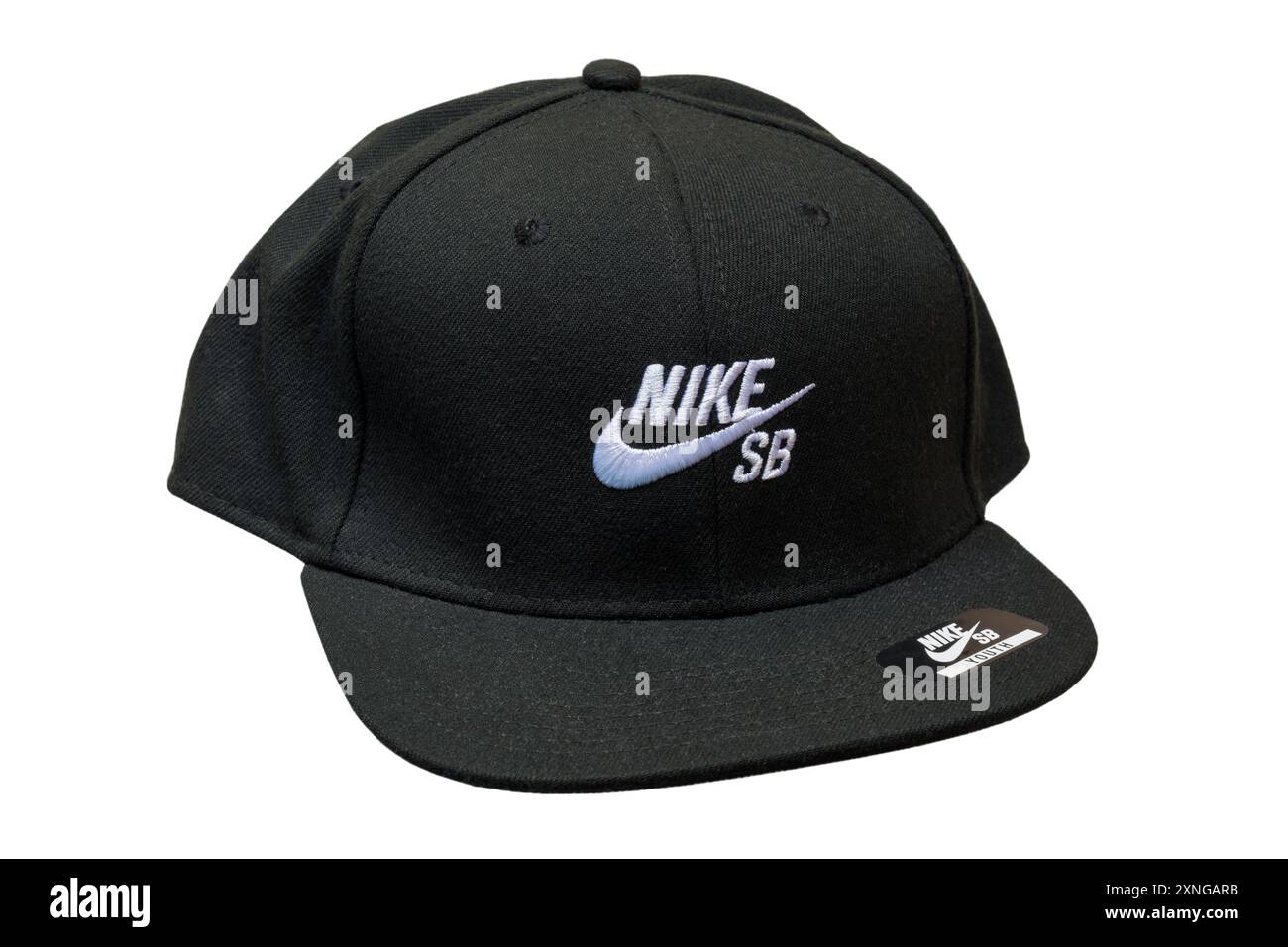 Nike SB schwarze Baseballkappe isoliert auf weißem Hintergrund Stockfoto
