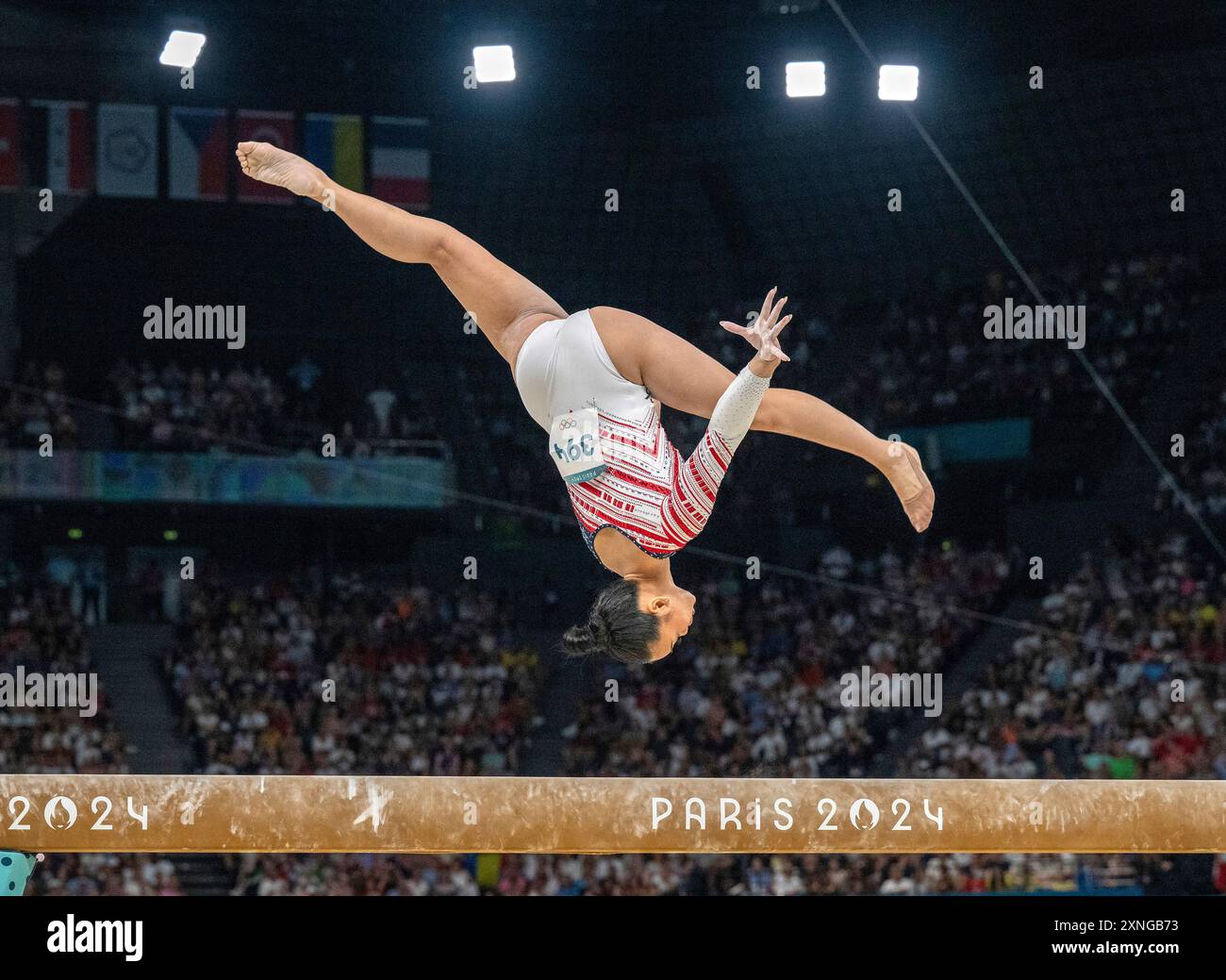 Paris, Ile de France, Frankreich. 30. Juli 2024. 30. Juli 2024: Team USA Turnerin SUNISA LEE tritt auf dem Strahl während des Women's Team Artistic Gymnastics bei der Paris 2024 Gymnastik auf. Das Team USA gewann Gold. (Kreditbild: © Mark Edward Harris/ZUMA Press Wire) NUR REDAKTIONELLE VERWENDUNG! Nicht für kommerzielle ZWECKE! Stockfoto