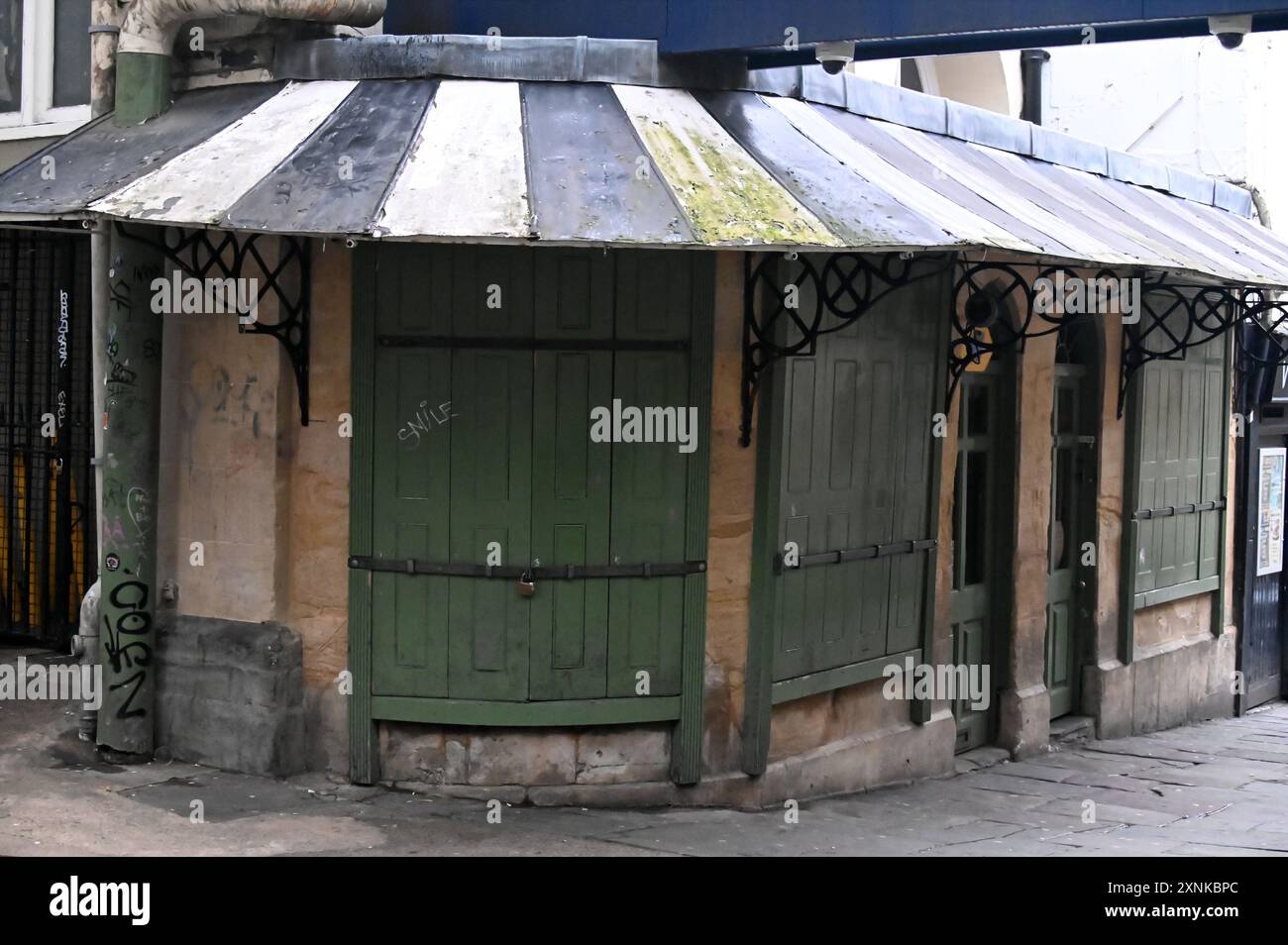 Blick auf den St. Nikolaus Markt in Bristol, geschlossen und ruhig an einem Sonntagmorgen Stockfoto