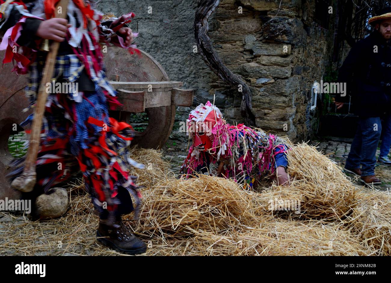 Festa dos rapazes. Caretos aus Varge, Braganza, Portugal Stockfoto