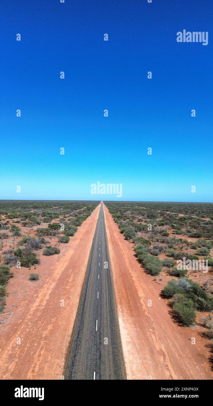 Wüstenstraße von australien Stockfoto