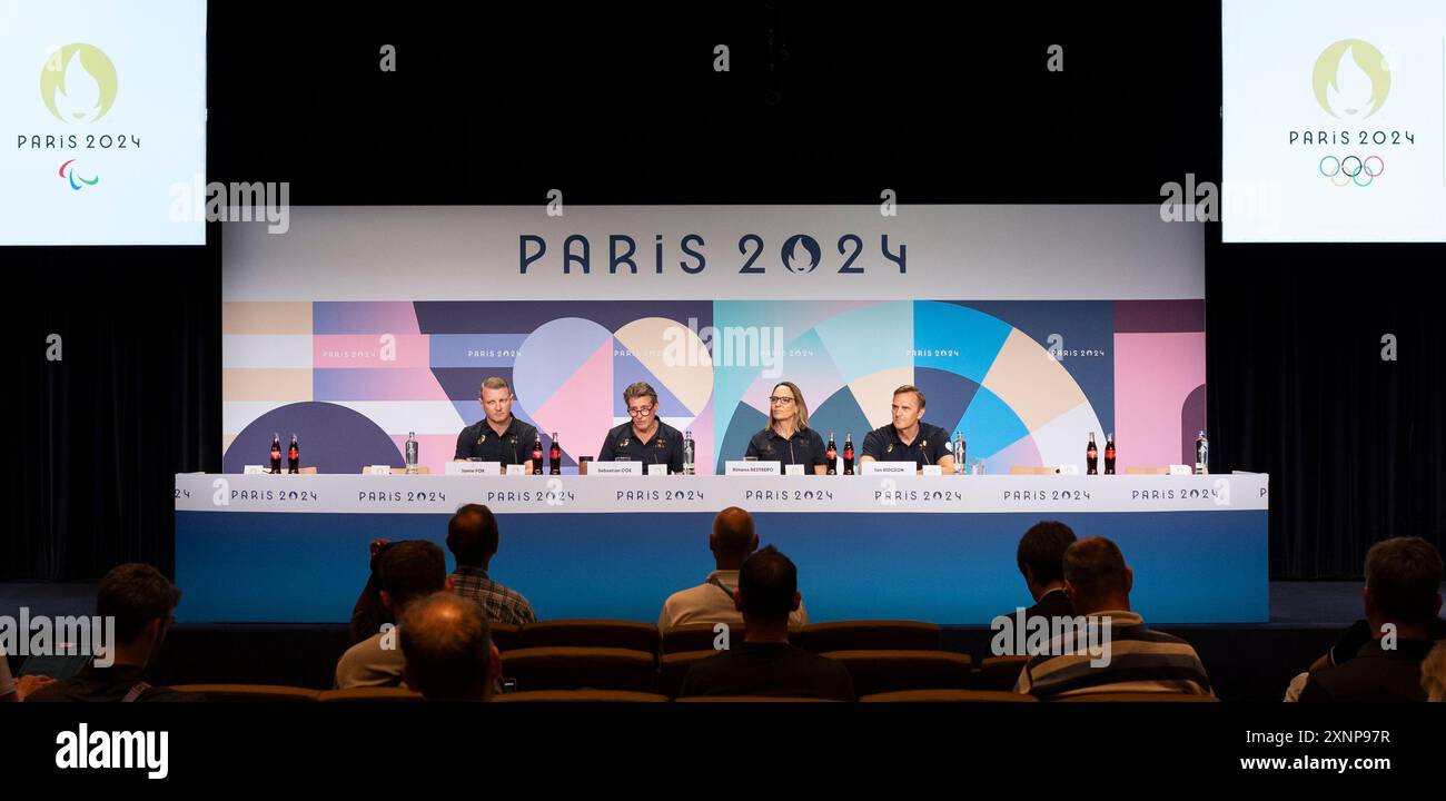 Paris, Frankreich. August 2024. Das Foto am 1. August 2024 zeigt eine Weltpressekonferenz in Paris. Quelle: Wu Huiwo/Xinhua/Alamy Live News Stockfoto
