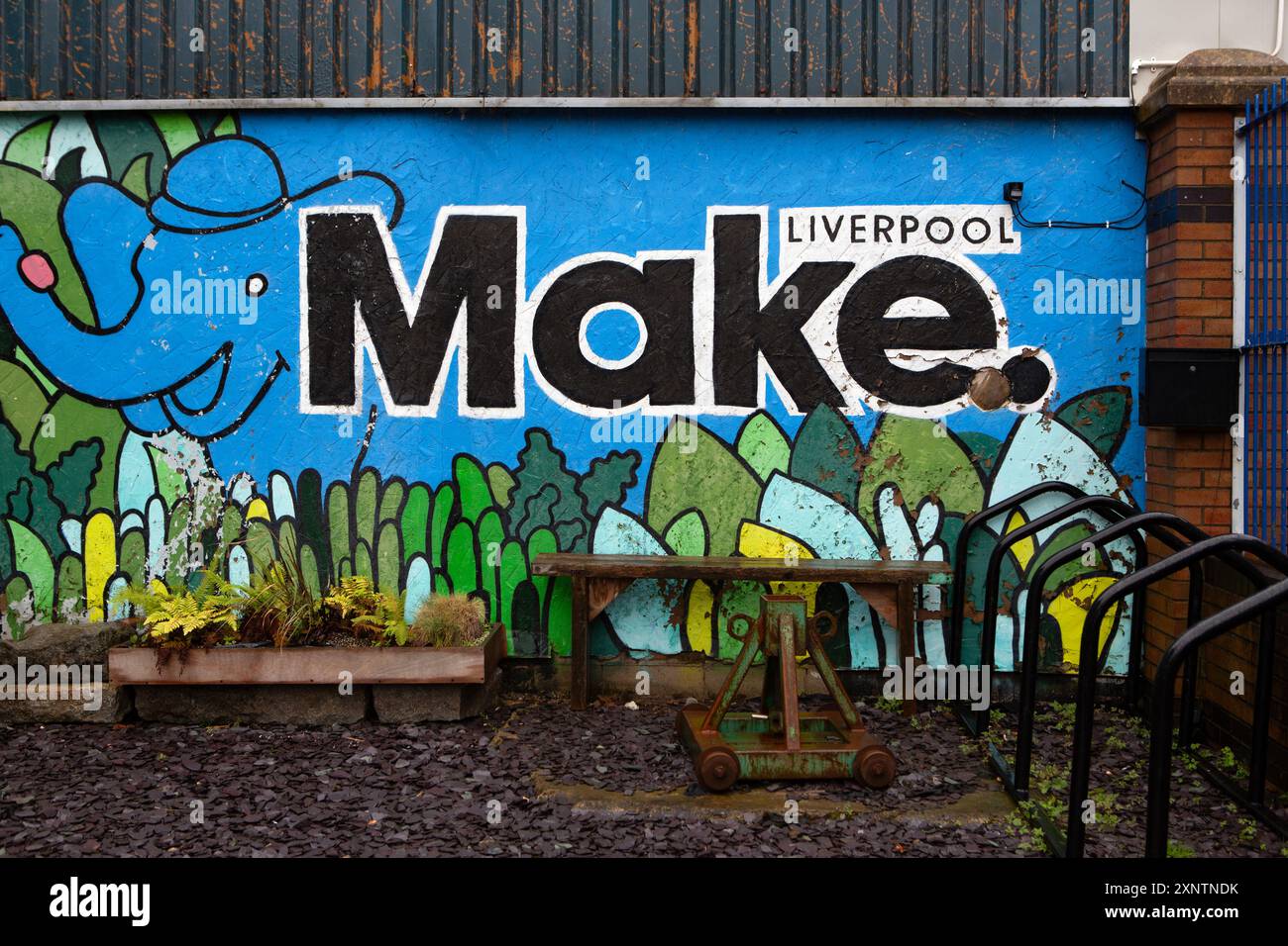 Make CIC, ein Arbeitsbereich in Liverpool, in dem Künstler aus Liverpool arbeiten, um elf Installationen zu produzieren, die jeweils die repräsentieren Stockfoto