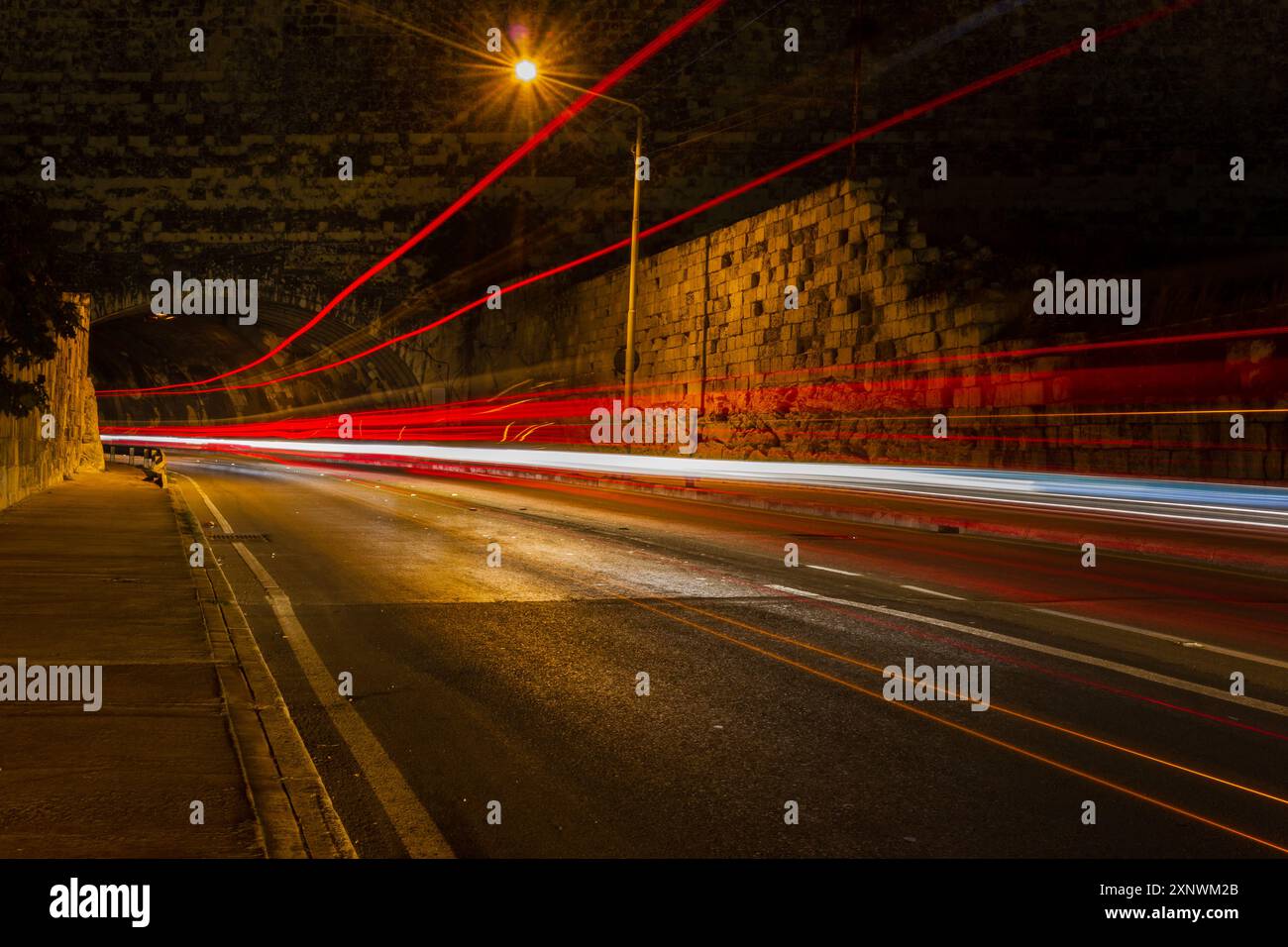 Verkehr in der Nacht Stockfoto