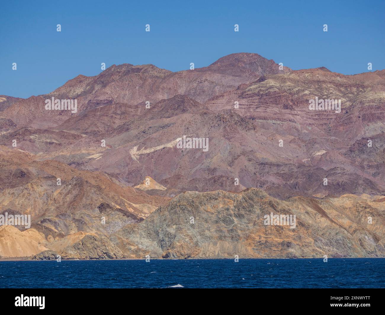 Blick auf die Westseite der Insel Angel de la Guarda, Baja California, Meer von Cortez, Mexiko, Nordamerika Stockfoto