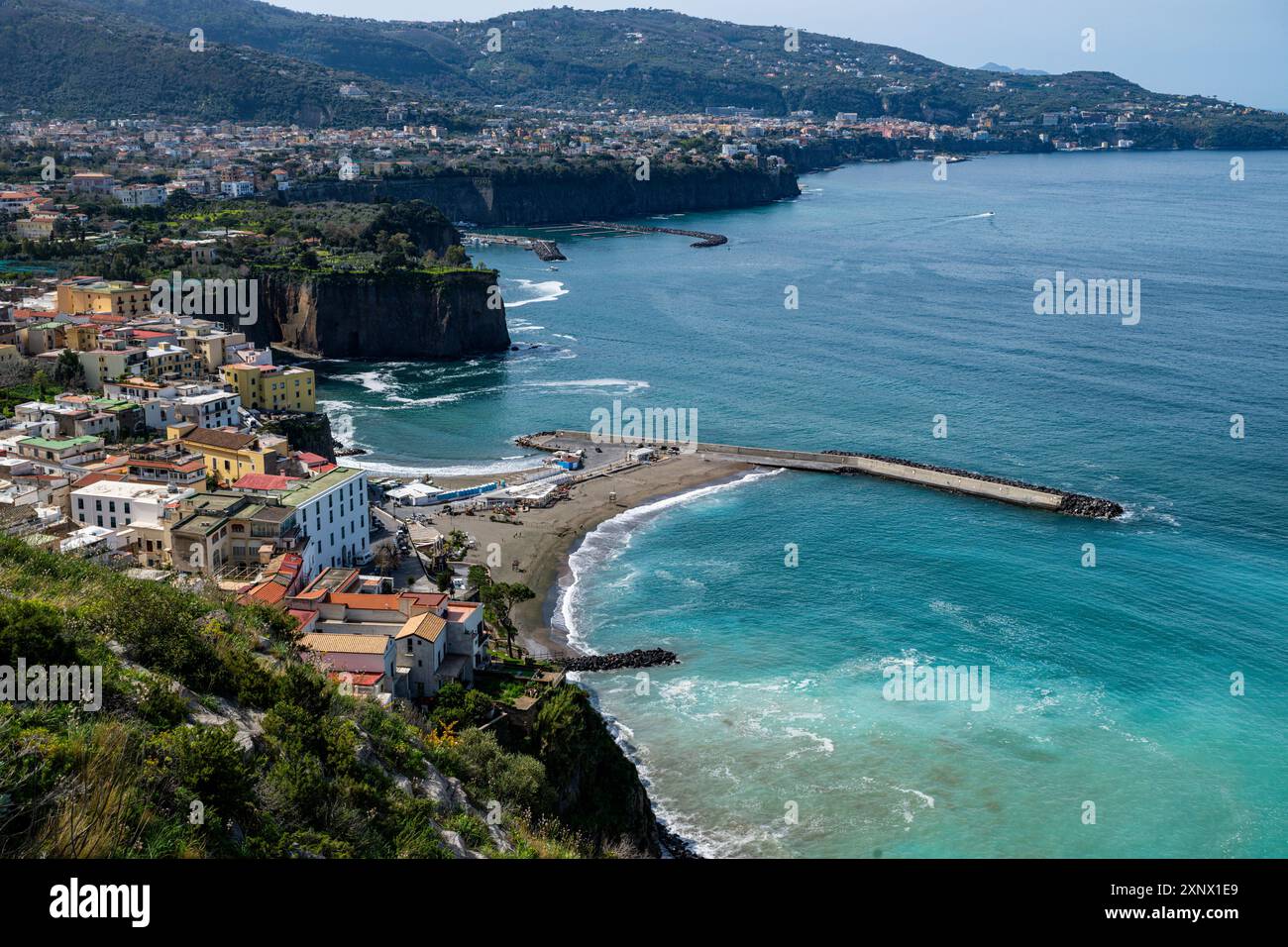 Blick auf Sorrent, Bucht von Neapel, Kampanien, Italien, Europa Stockfoto