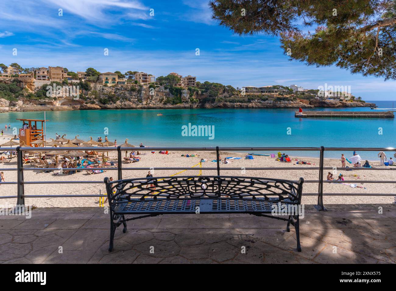 Blick auf den Strand Platja de Portocristo, Porto Cristo, Mallorca, Balearen, Spanien, Mittelmeerraum, Europa Stockfoto