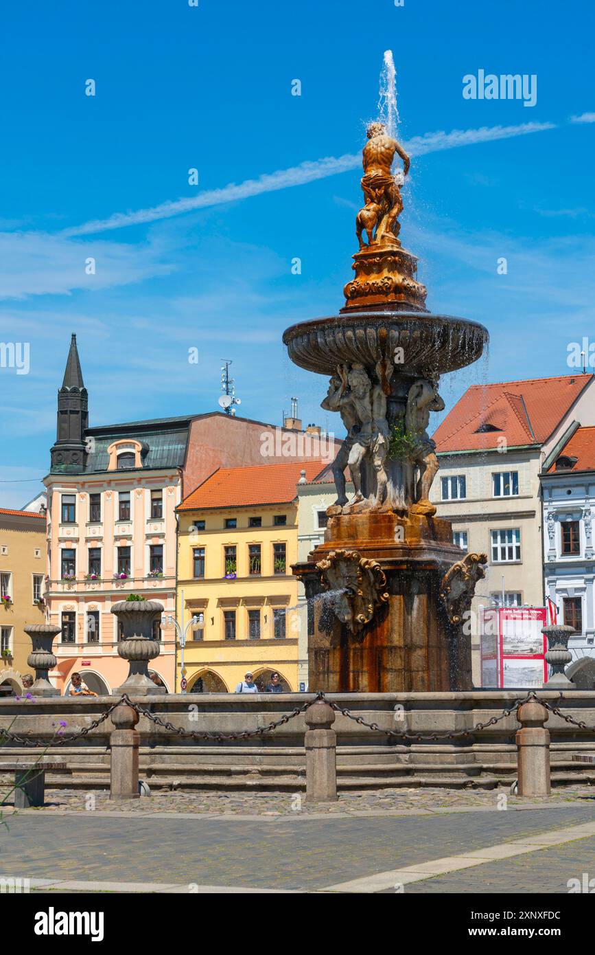 Samson Brunnen am Premysl Otakar II Platz, Ceske Budejovice, Südböhmische Region, Tschechische Republik Tschechien, Europa Copyright: JanxMiracky 1359-1176 Stockfoto