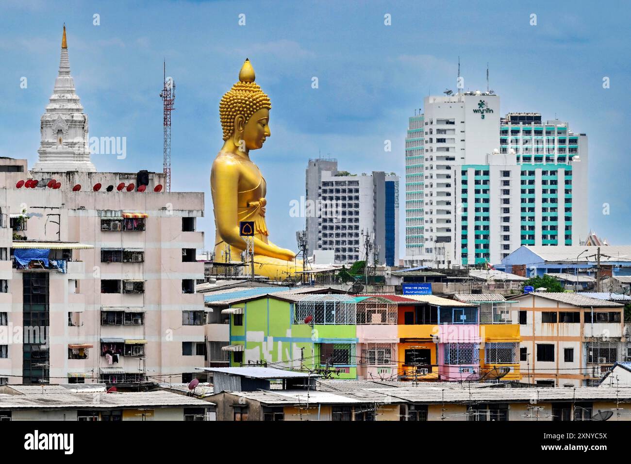 Wohnviertel Buddha Statue Bangkok, Thailand Stockfoto