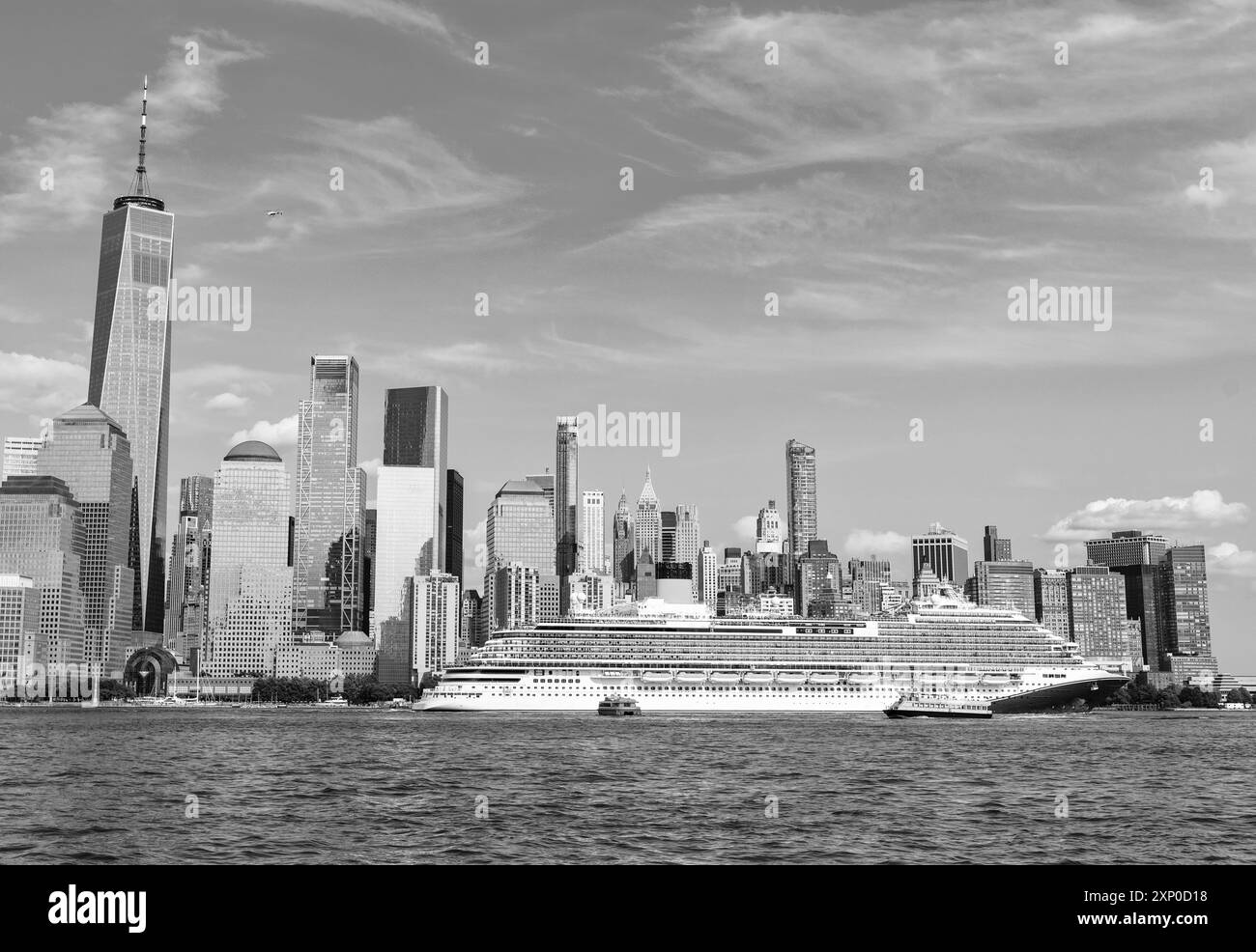 Kreuzfahrtschiff York. Skyline von New York Manhattan auf dem Hudson River Kreuzfahrtschiff. New york Kreuzfahrtschiffe Urlaub Stockfoto