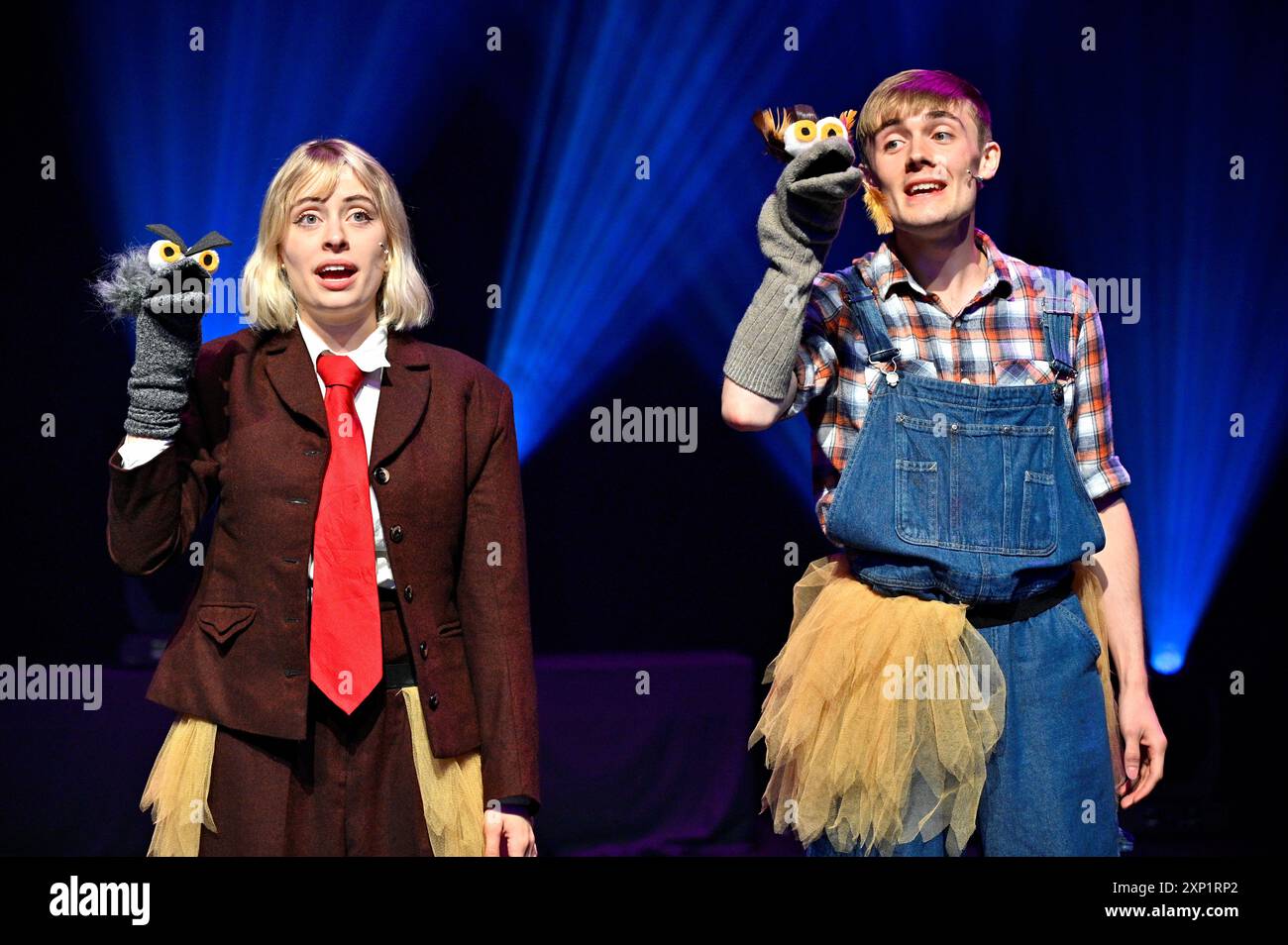 Edinburgh, Schottland, Großbritannien. August 2024. Edinburgh Fringe: Pleasance Opening Gala mit Aufführungen einiger dieser Jahre Acts im Pleasance Grand Theatre. Comedy Musical The Emu War. Quelle: Craig Brown/Alamy Live News Stockfoto