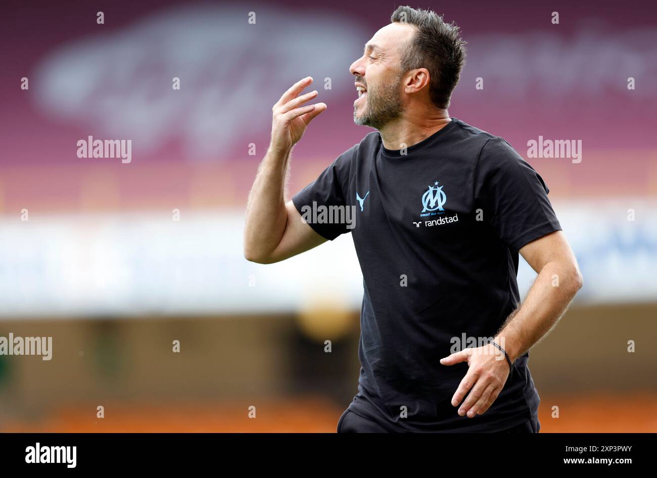 Marseille-Trainer Roberto de Zerbi während des Freundschaftsspiels vor der Saison im University of Bradford Stadium. Bilddatum: Samstag, 3. August 2024. Stockfoto