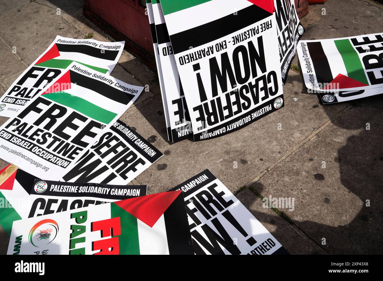 Am 3. August 2024 marschierten Tausende von Menschen durch Zentral-London, um Palästina zu unterstützen, und forderten einen Waffenstillstand und das Ende der Bombardierung von Gaz Stockfoto