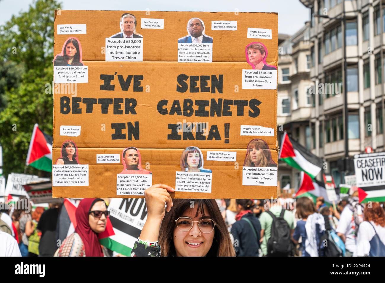 Am 3. August 2024 marschierten Tausende von Menschen durch Zentral-London, um Palästina zu unterstützen, und forderten einen Waffenstillstand und das Ende der Bombardierung von Gaz Stockfoto