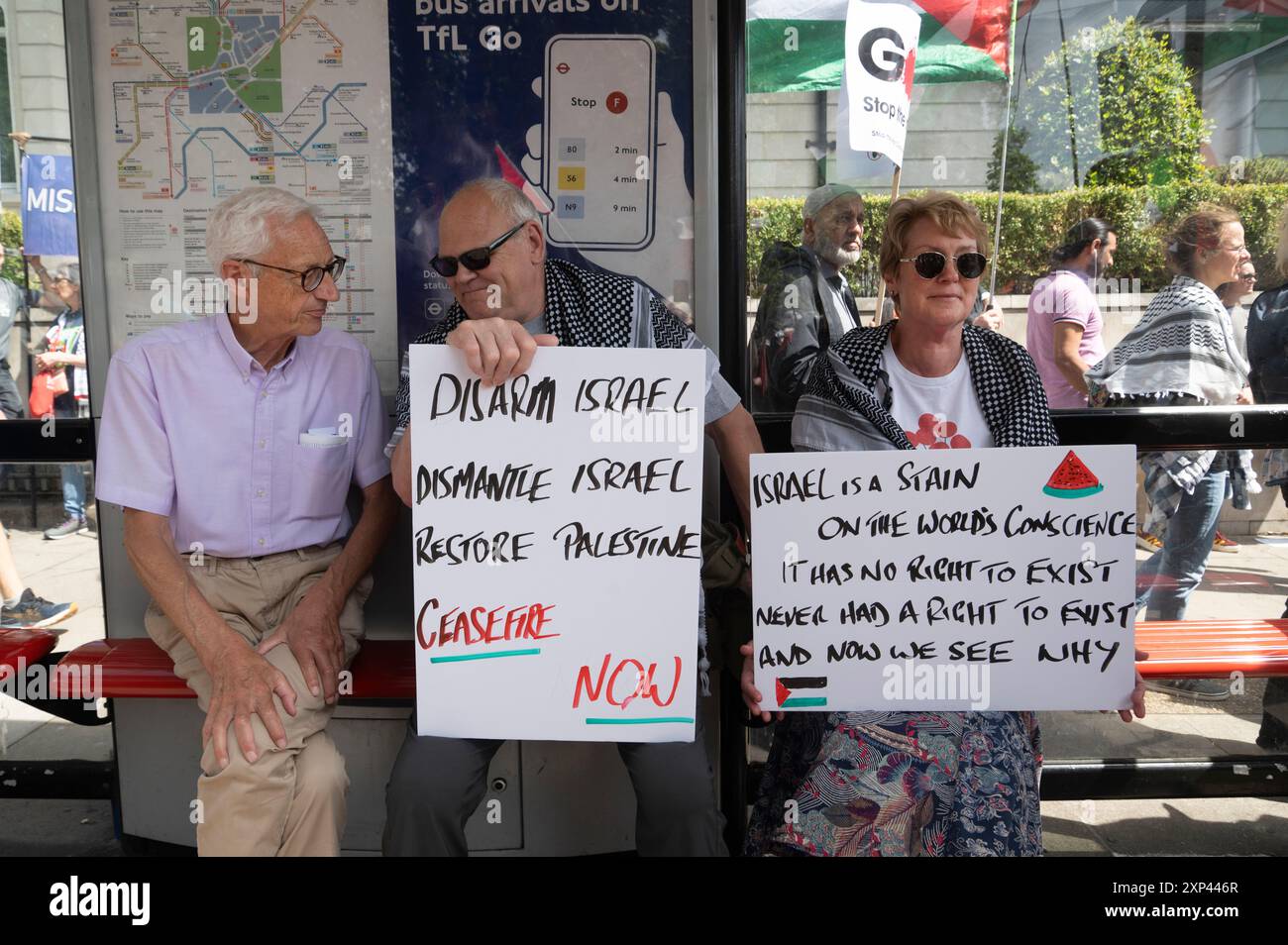 Am 3. August 2024 marschierten Tausende von Menschen durch Zentral-London, um Palästina zu unterstützen, und forderten einen Waffenstillstand und das Ende der Bombardierung von Gaz Stockfoto