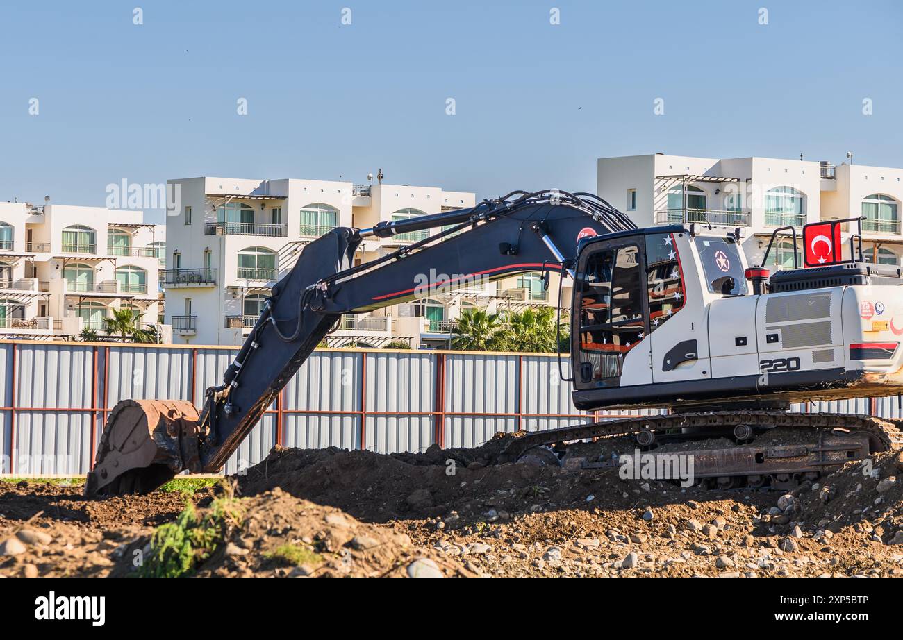 Bagger Graben von Boden auf einer Baustelle 5 Stockfoto