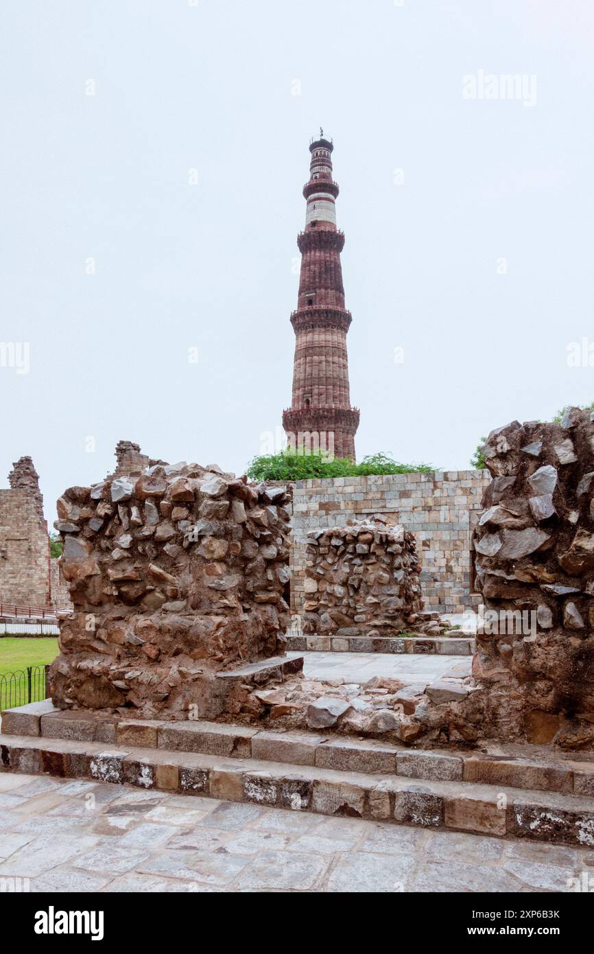 Qutab Minar im Qutb-Komplex (Delhi/Indien) Stockfoto