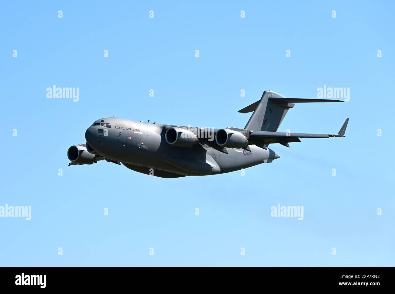 Boeing C-17 Globemaster III von der Royal Air Force bei der Airtattoo 2024 Stockfoto