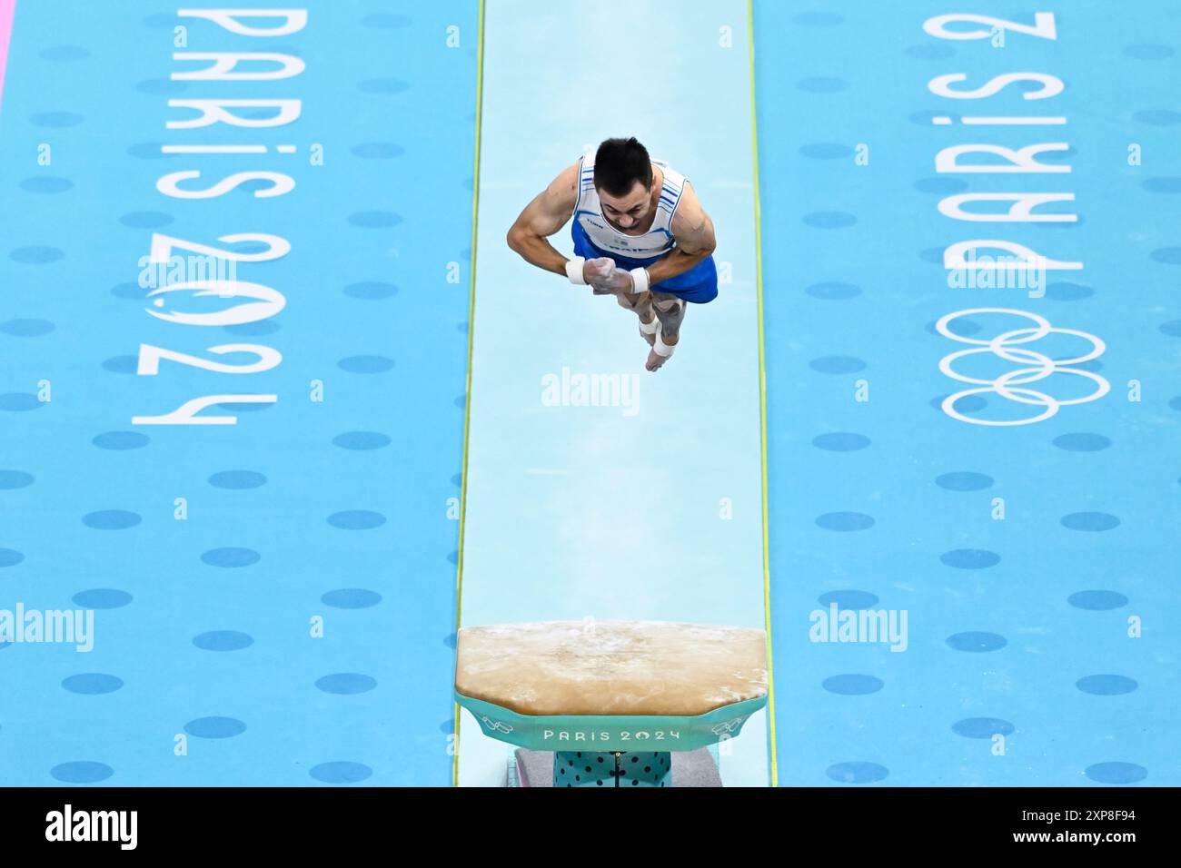 Nazar Chepurnyi ( UKR ), Kunstturnen, Men's Vault Final während der Olympischen Spiele Paris 2024 am 4. August 2024 in der Arena Bercy in Paris, Frankreich Stockfoto Nazar Chepurnyi ( UKR ), Kunstturnen, Men's Vault Final während der Olympischen Spiele Paris 2024 am 4. August 2024 in der Arena Bercy in Paris, Frankreich Stockfoto
