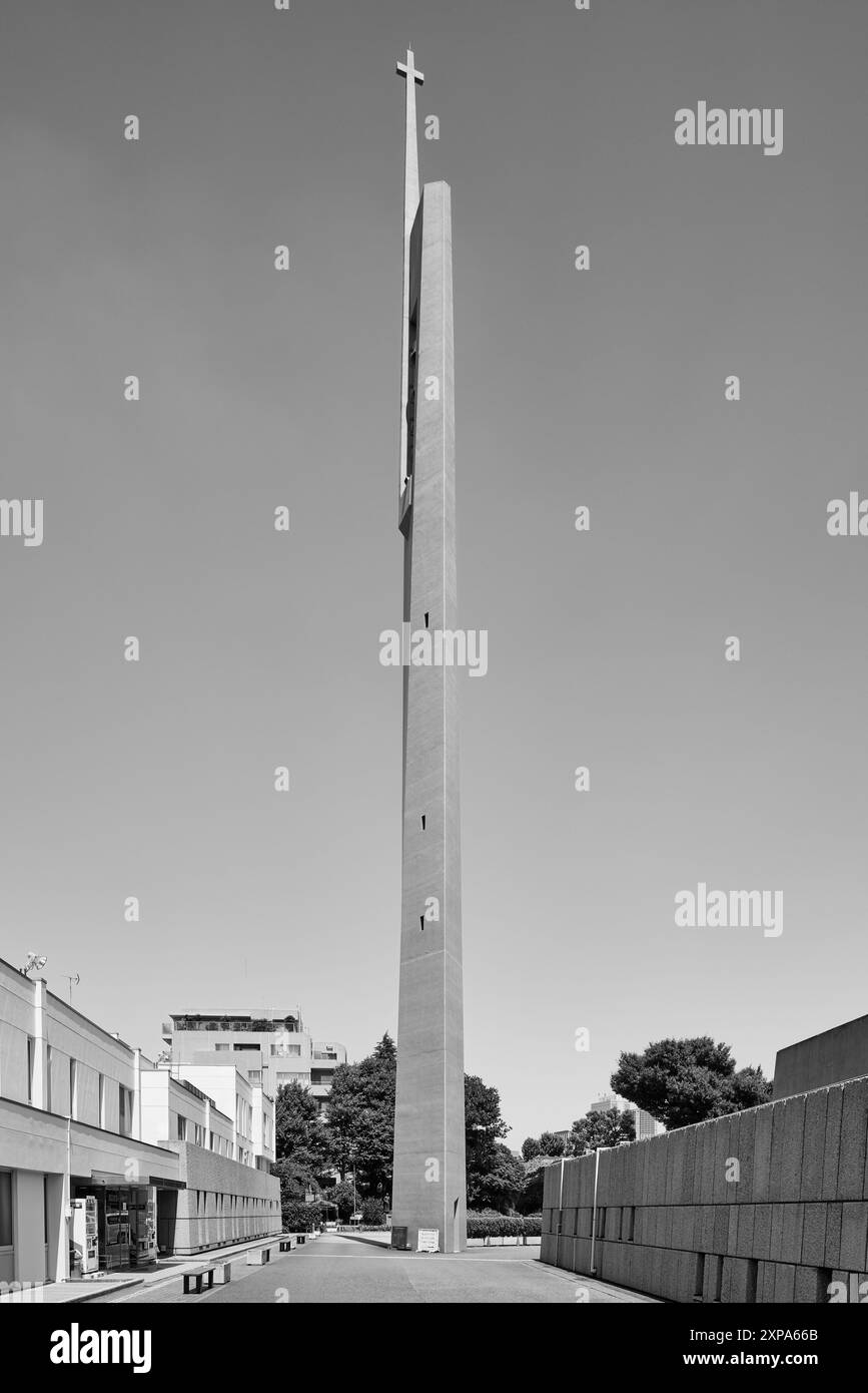 Glockenturm der Marienkathedrale, entworfen von Tange Kenzō (1964); Tokio, Japan Stockfoto