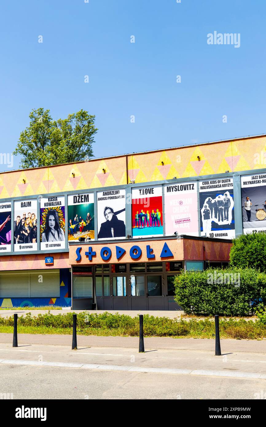 Außerhalb von Stodoła, einem der bekanntesten Veranstaltungsorte Polens für Live-Musik, Warschau, Polen Stockfoto