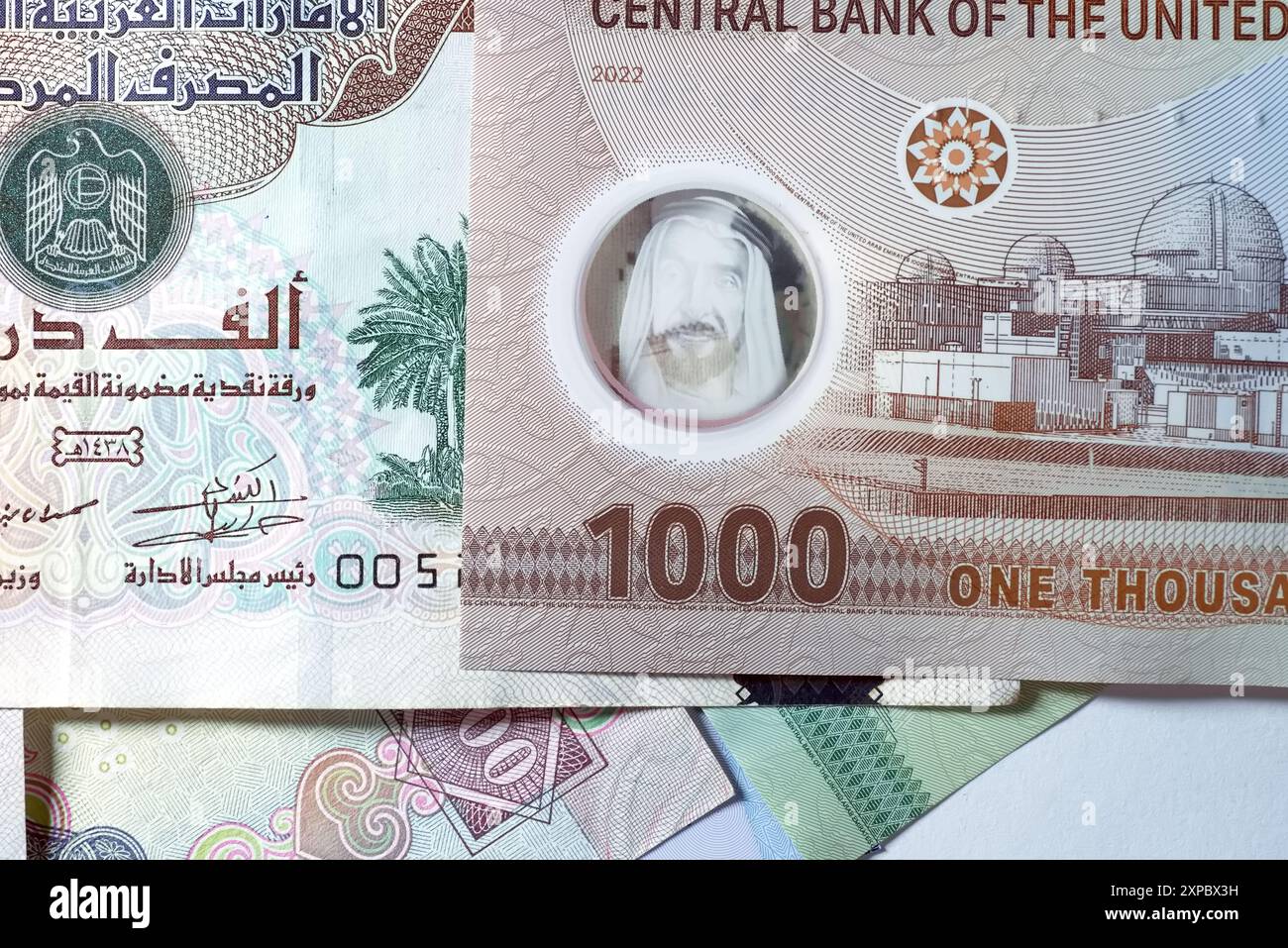 Nahaufnahme Dirhams Währung, AED, Banknote und Münzen, Vereinigte Arabische Emirate Stockfoto