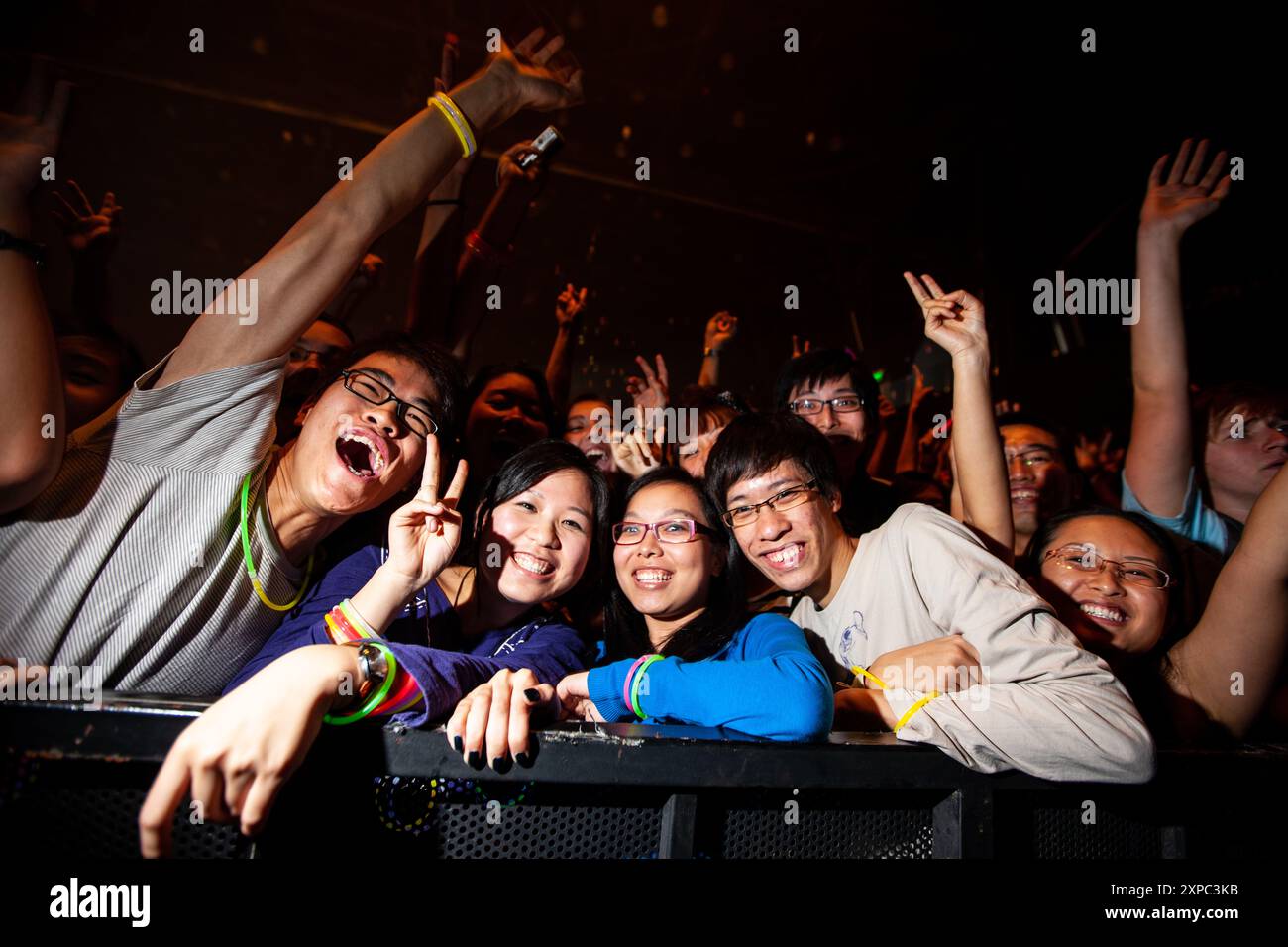 Asiatische Popfans bei Mika-Konzerten. Stockfoto