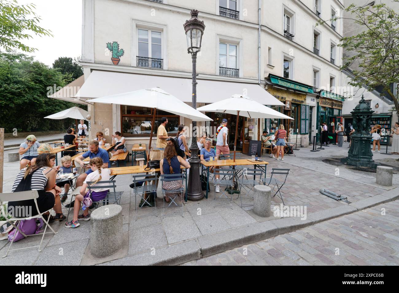 SHAKESPEARE UND DAS UNTERNEHMEN CAFE PARIS Stockfoto