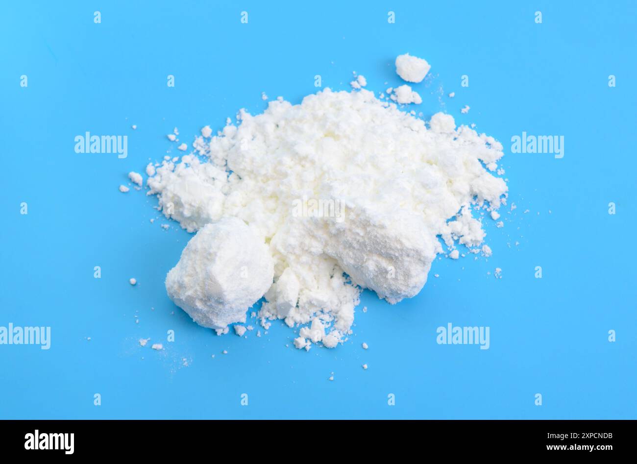 Lactose oder Milchzucker ist ein Disaccharid, das aus Galactose und Glucose besteht und die Molekularformel C12H22O11 hat Stockfoto