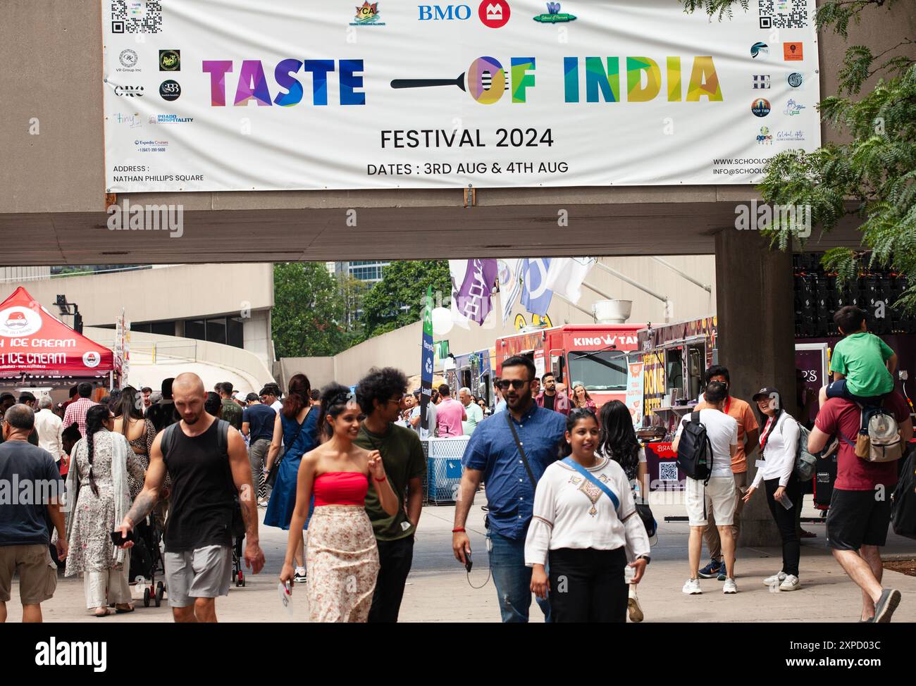 Eintritt zum Taste of India Festival am Nathan Philips Square in der Innenstadt von TORONTO, KANADA Stockfoto