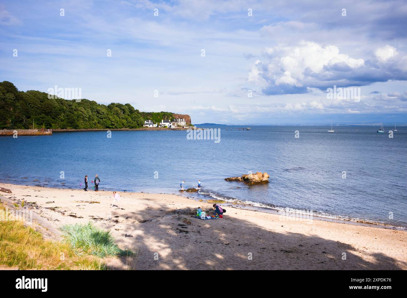 Der kleine Strand bei Abadour in Fife, Schottland Stockfoto