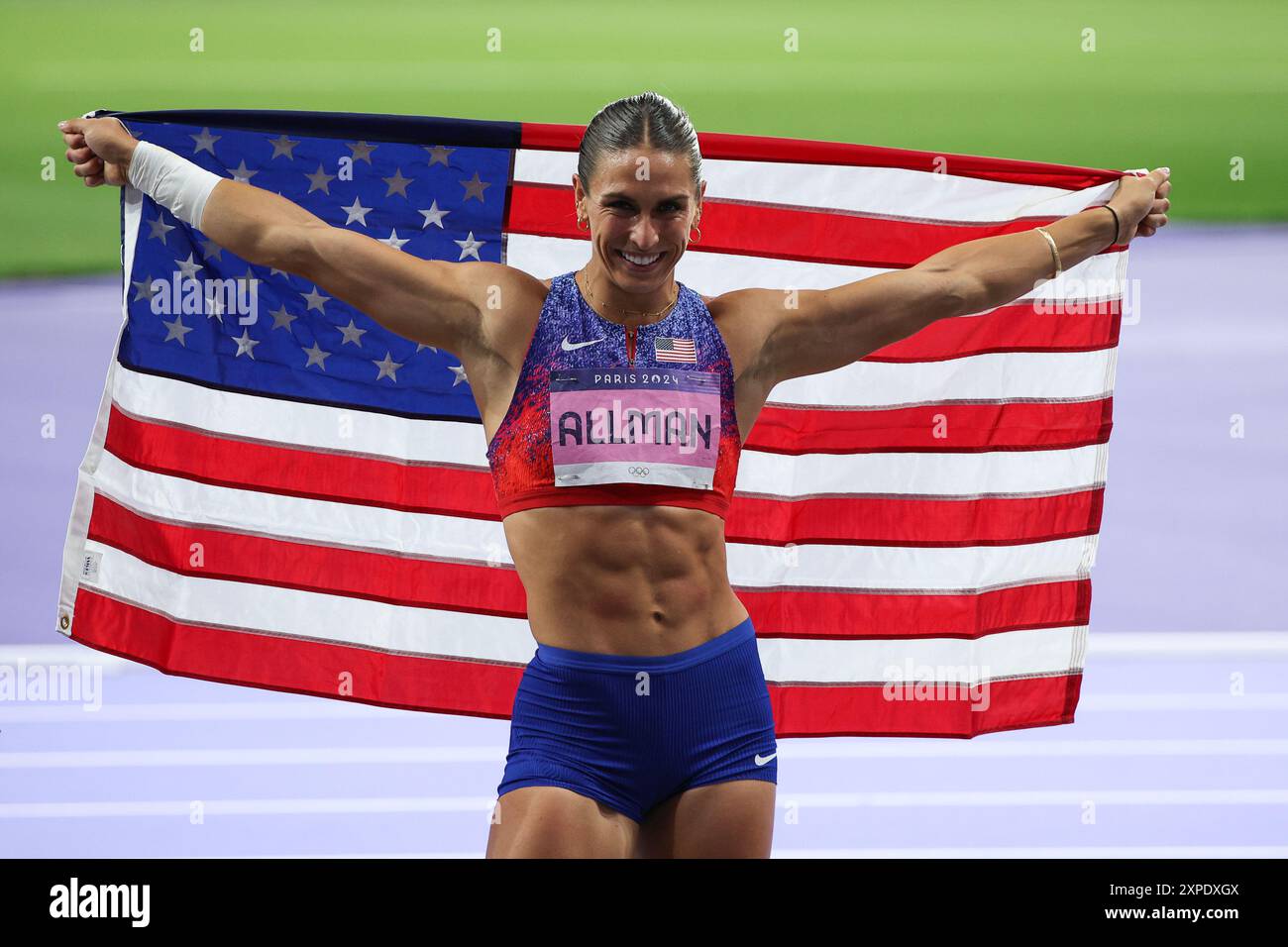 PARIS, FRANKREICH. August 2024. Die Goldmedaillengewinnerin Valarie Allman vom Team United States feiert nach dem Finale des Discus Throw Women's am zehnten Tag der Olympischen Spiele Paris 2024 im Stade de France, Paris, Frankreich. Quelle: Craig Mercer/Alamy Live News Stockfoto