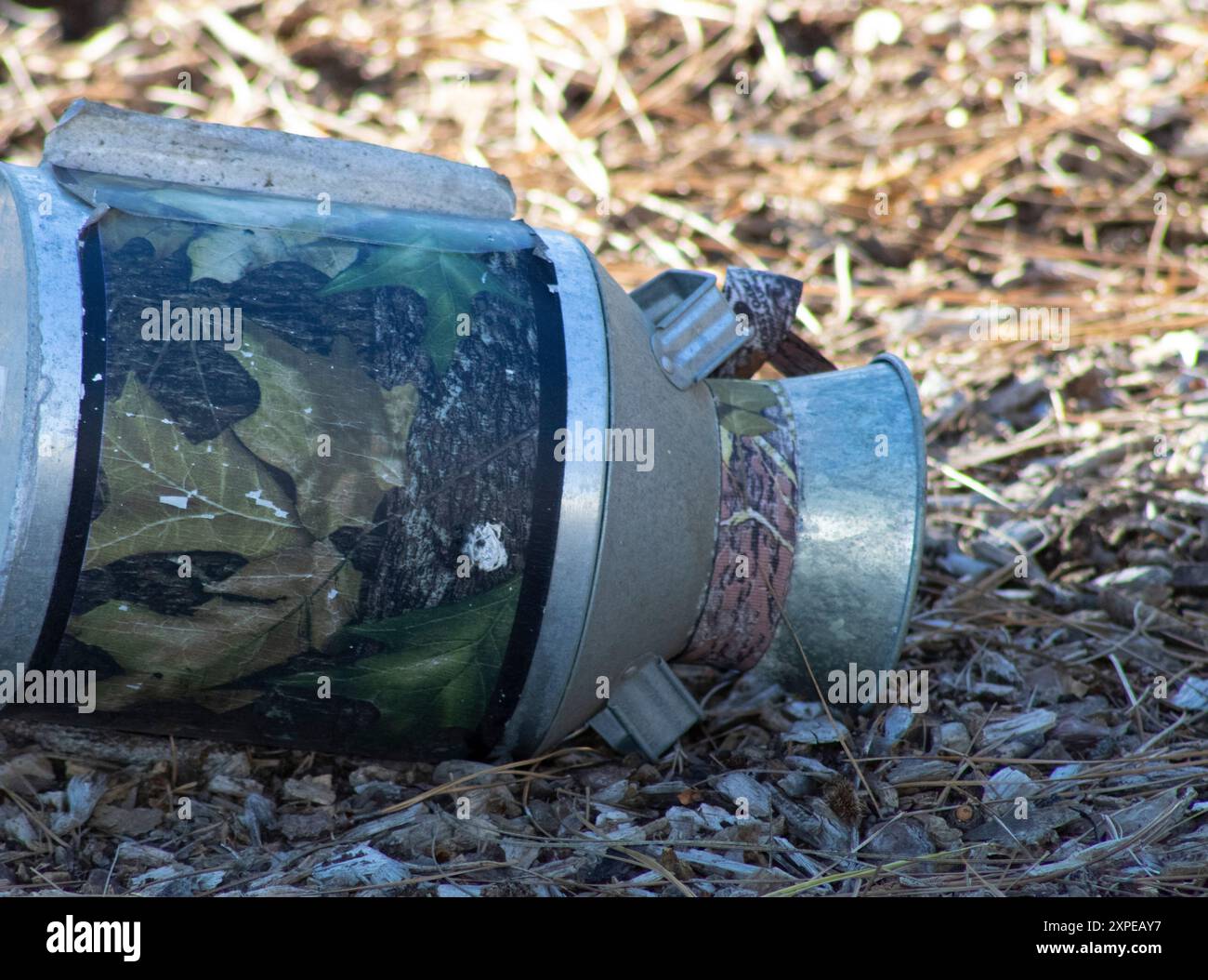 Tarnkantine zur Hydration Stockfoto