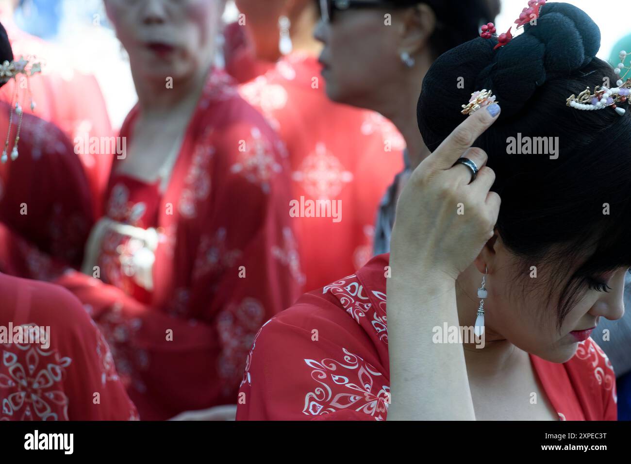 Chinesin trägt traditionelles Han Dynastie Kostüm beim Calgary Heritage Day Festival in Alberta, Kanada Stockfoto