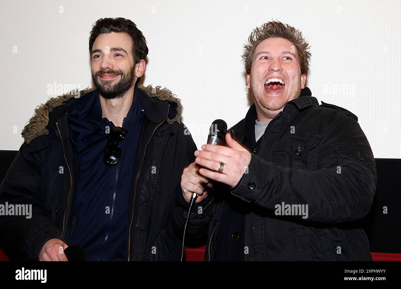 Jay Baruchel und Nate Torrence aus dem Film She's Out of My League stellten den Film am 25. Februar 2010 im Pearl Theatre in Philadelphia, Pa vor Stockfoto